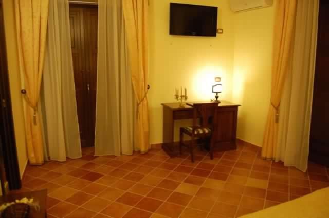 Triple Room with Balcony photo 2