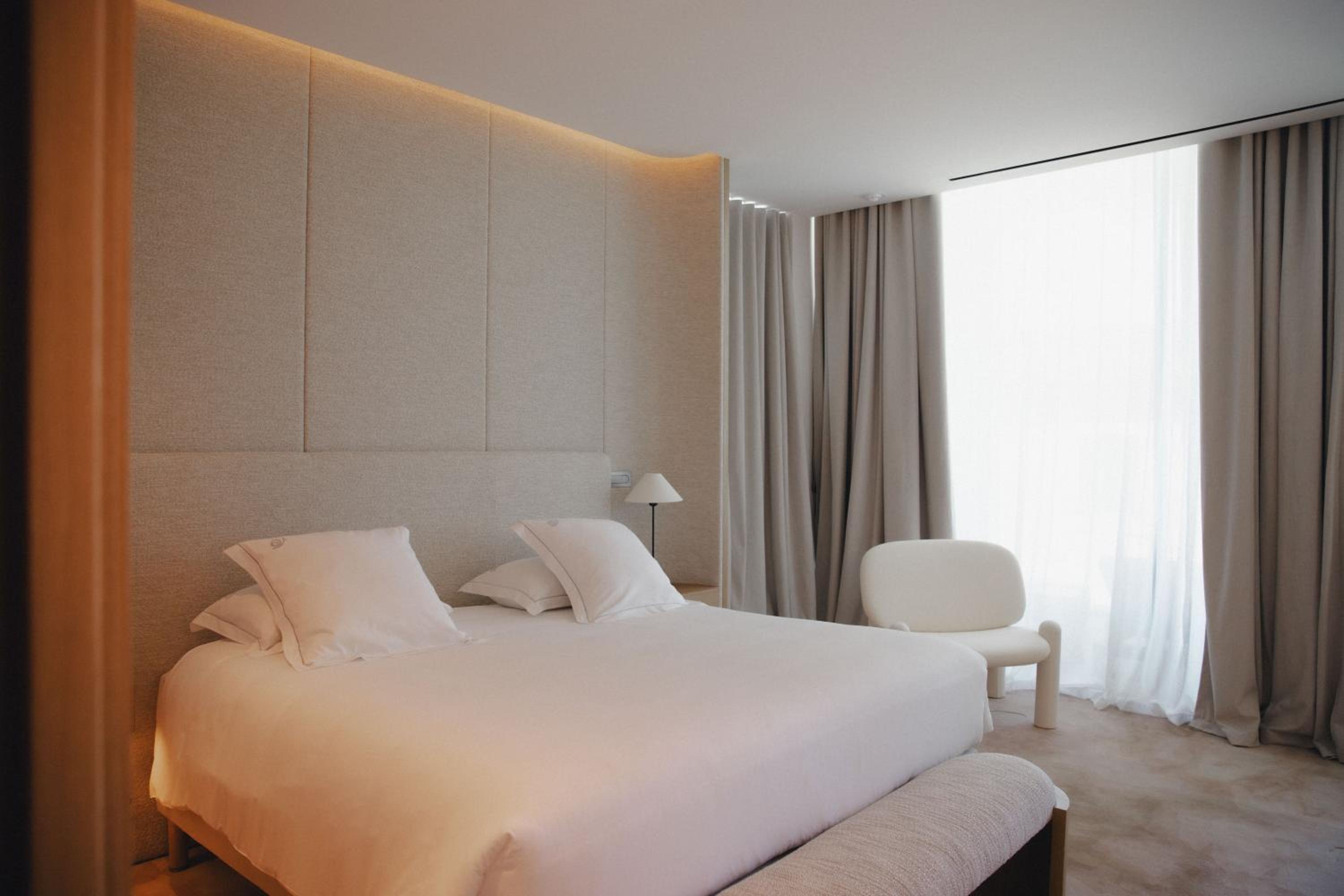 Privilege Junior Suite with terrace-New Building - Photo 5