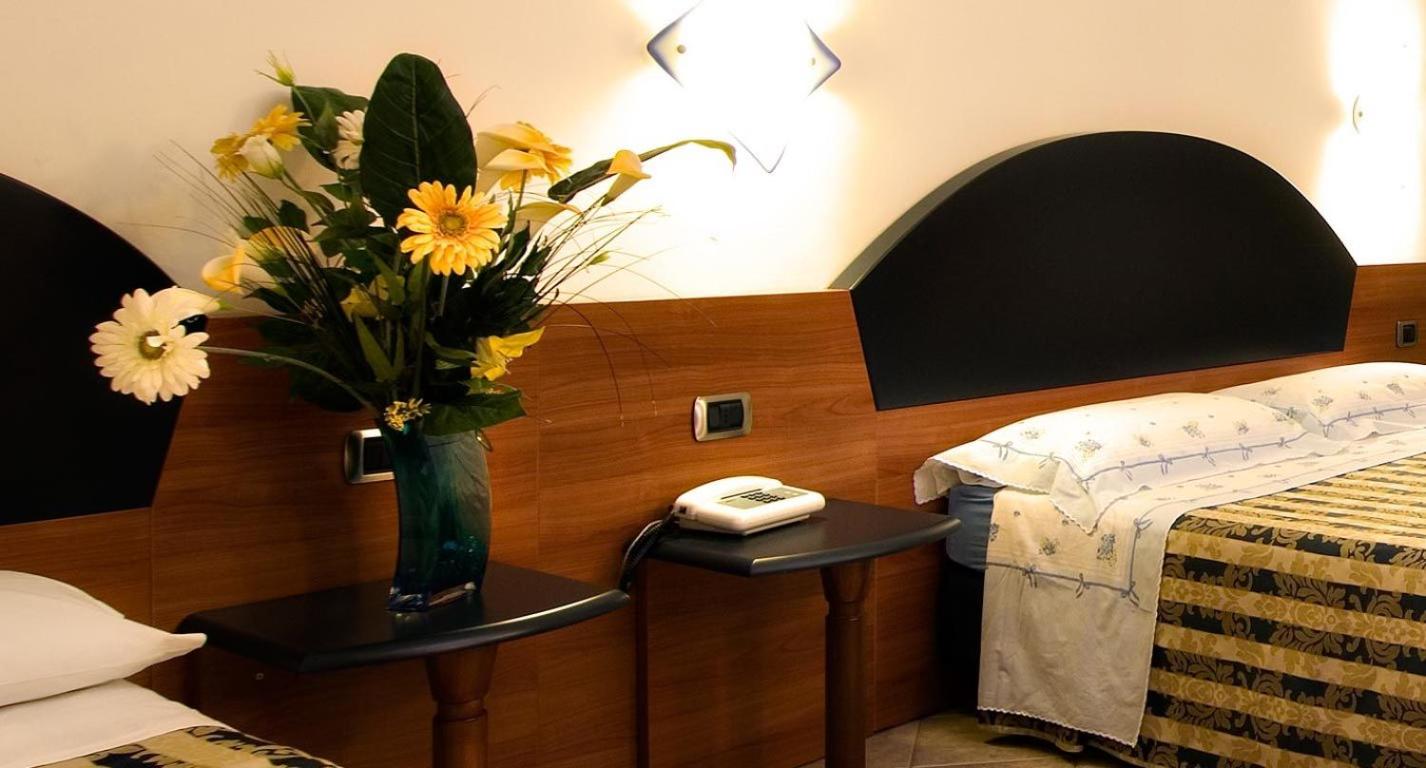 Triple Room with Bathroom photo 3