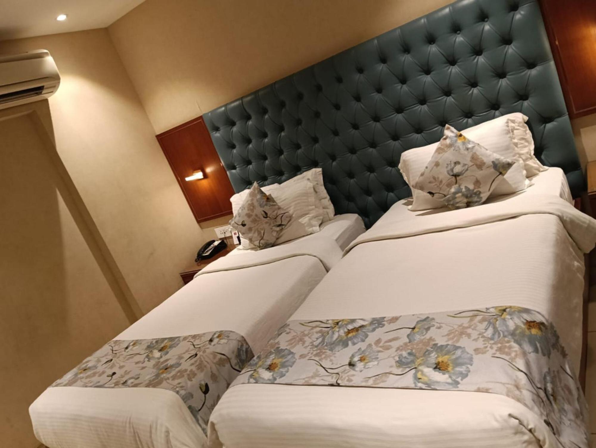 Deluxe Twin Room - Photo 4