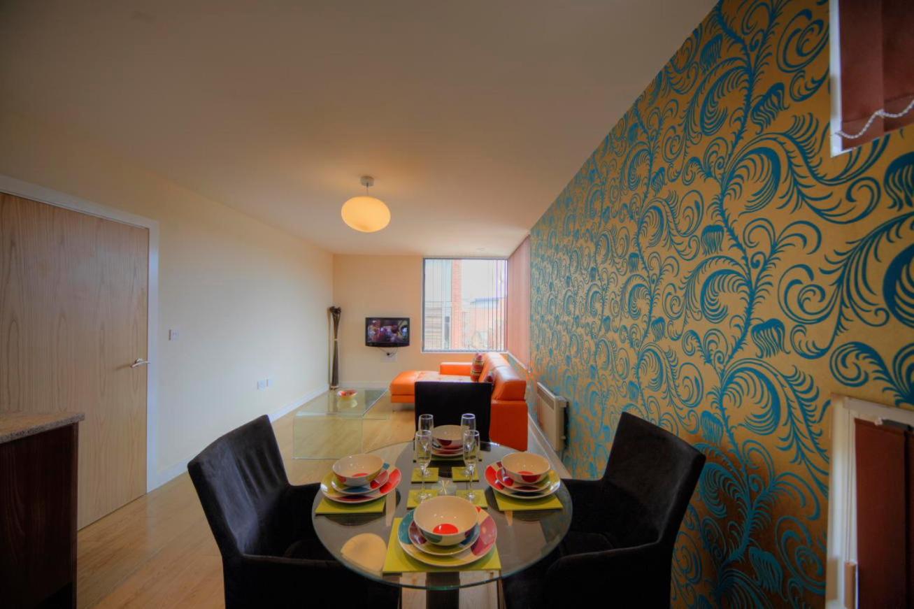 Two-Bedroom Apartment - Photo 32