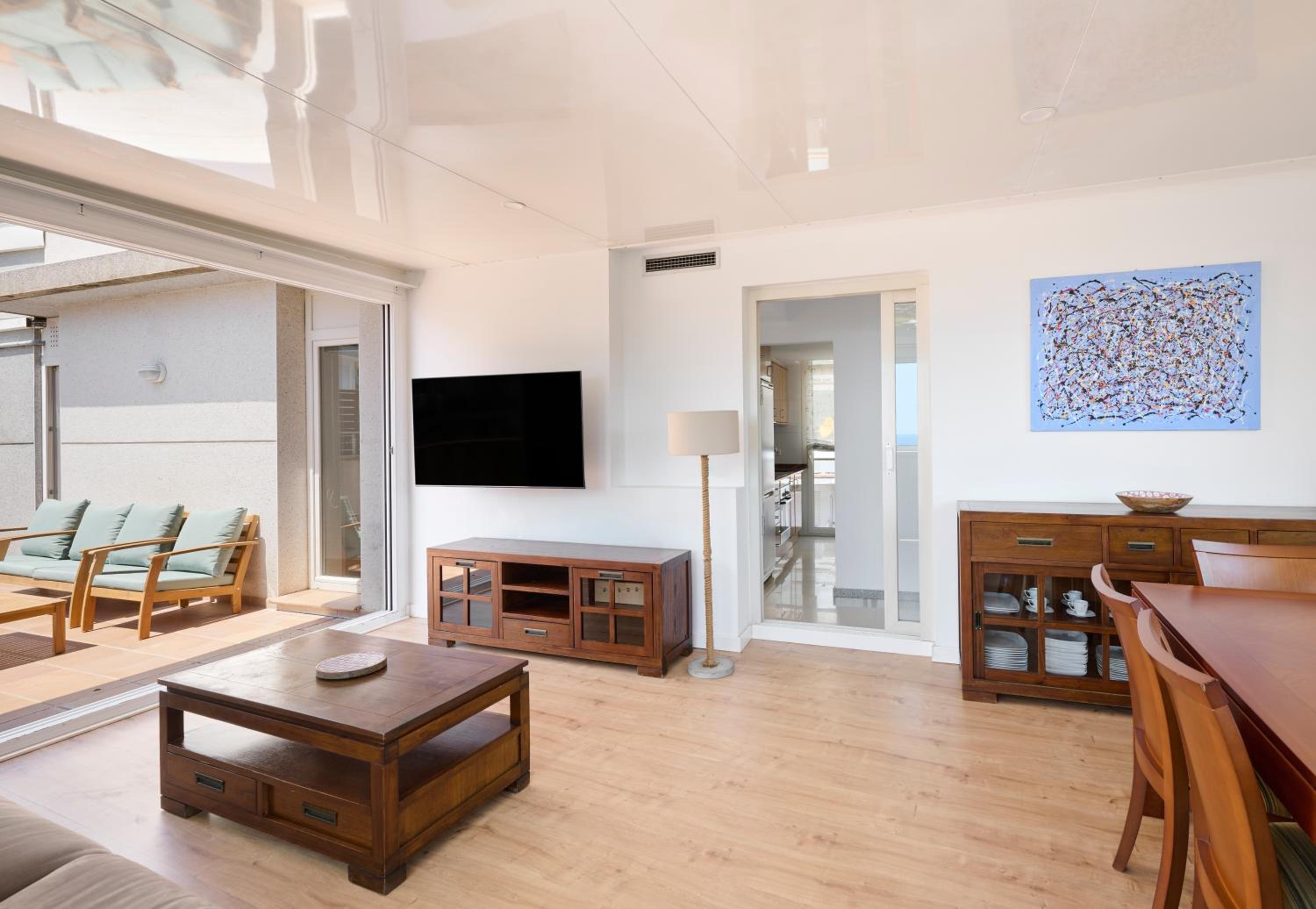 Two-Bedroom Apartment with Terrace and Sea View