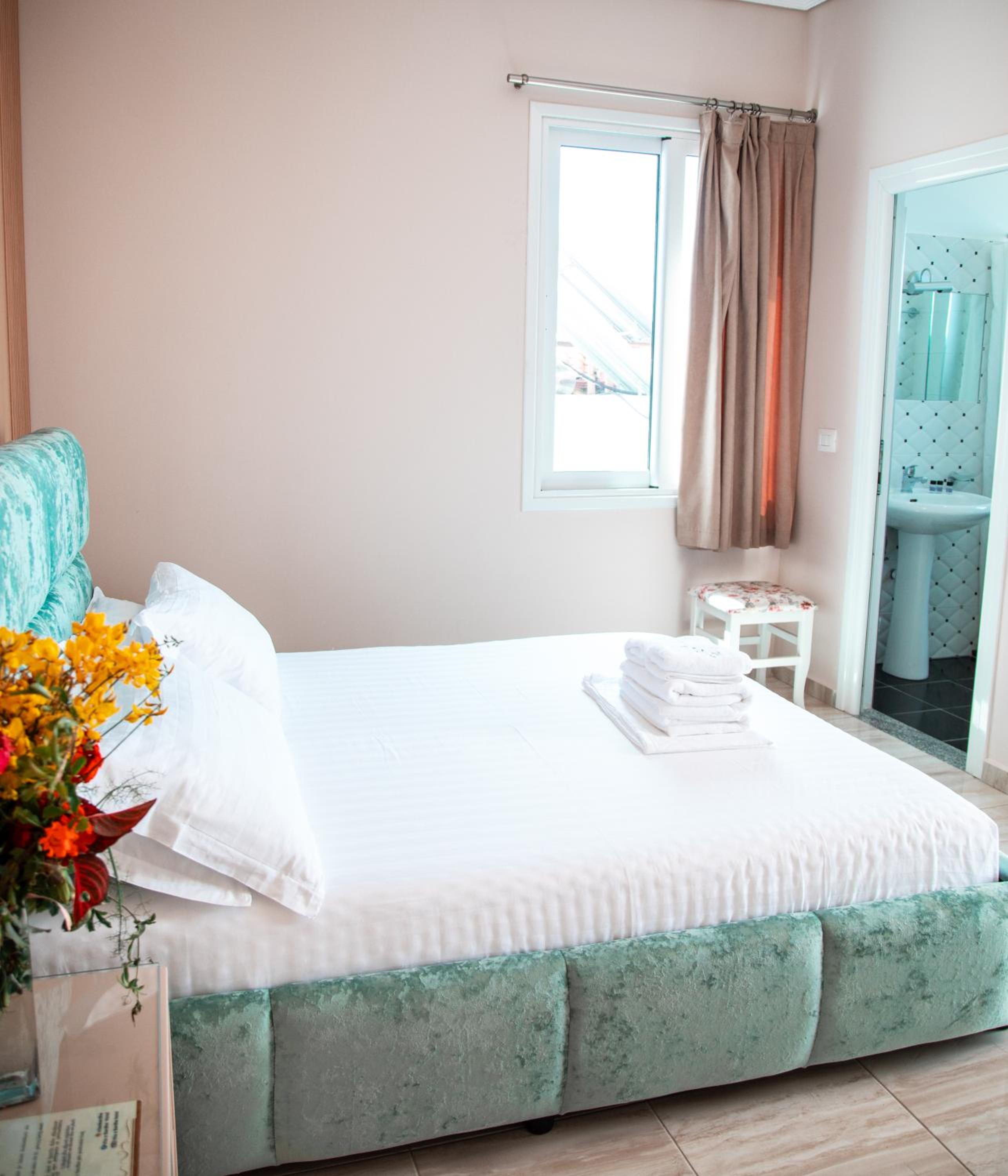 Triple Room with Sea View