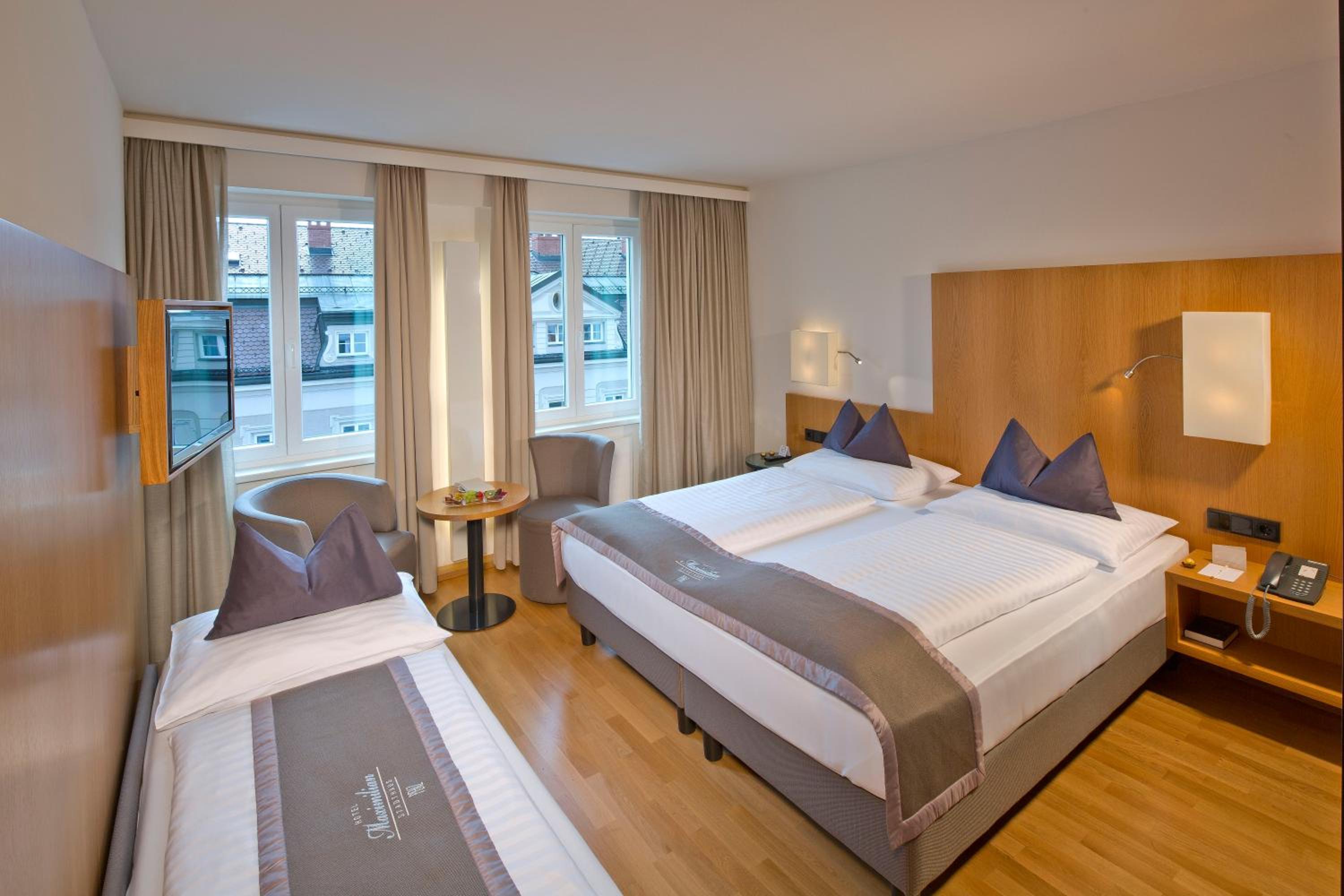 Triple Room with Air Conditioning - Photo 3