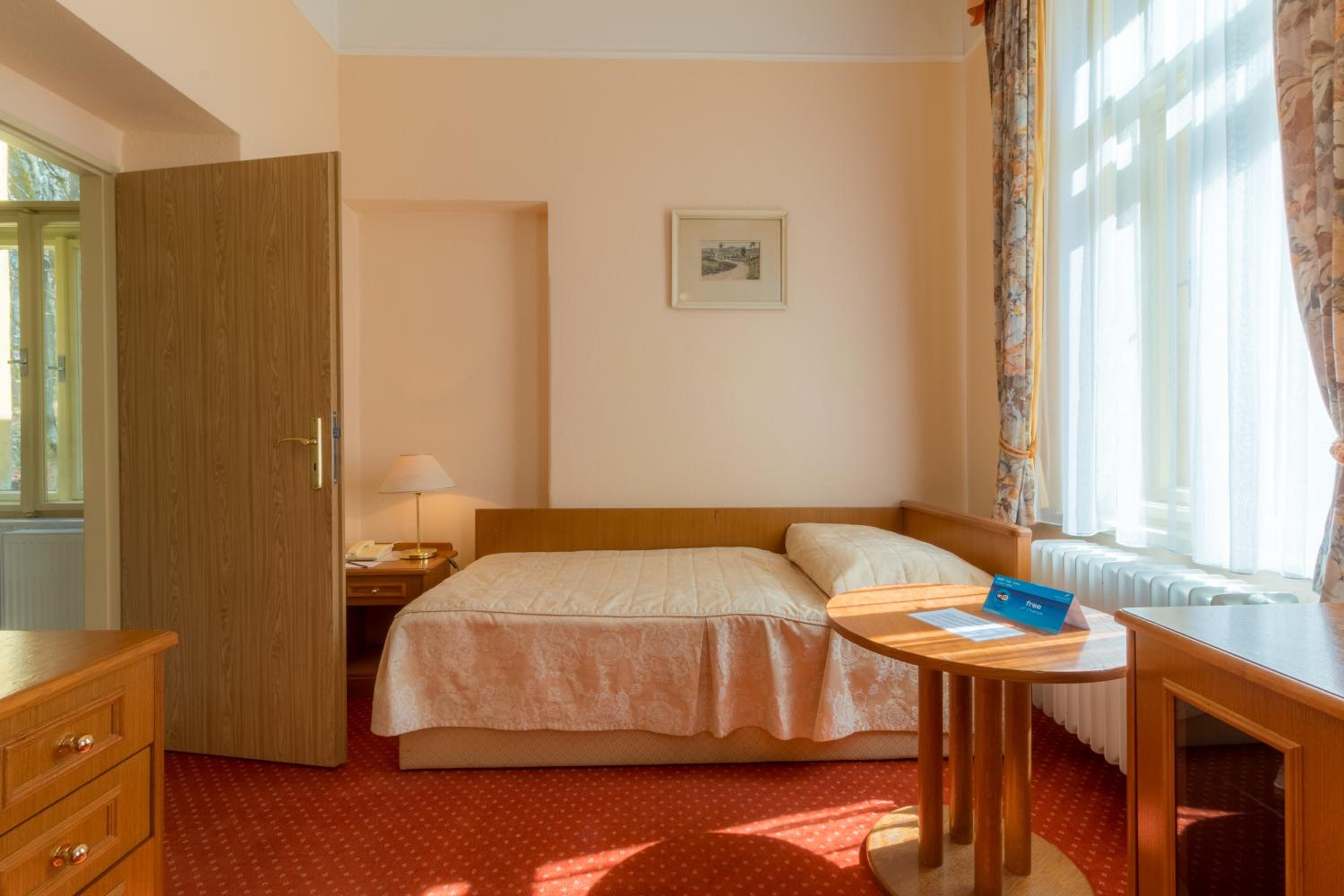 Standard Single Room with Wellness Access photo 1