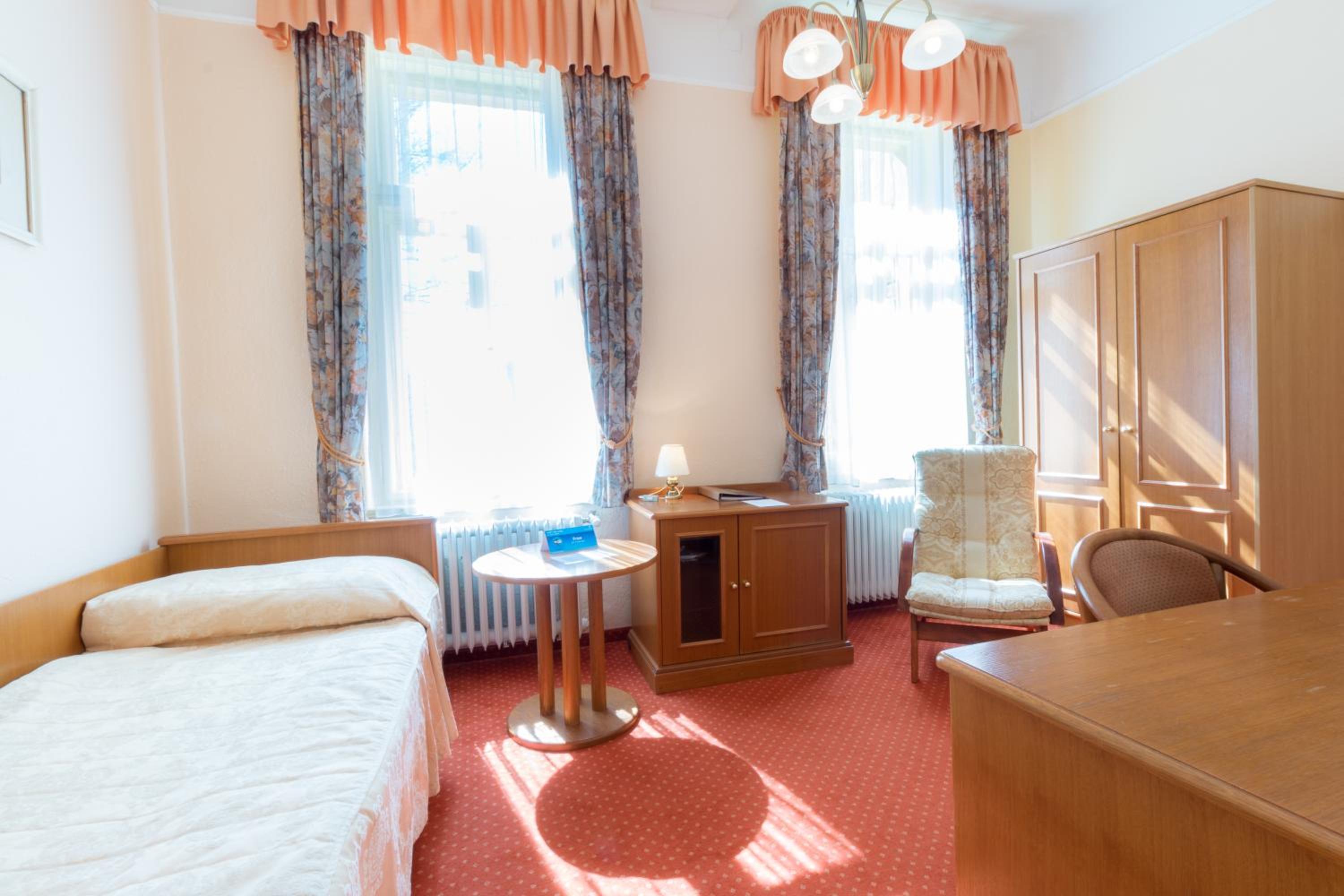 Standard Single Room with Wellness Access photo 2