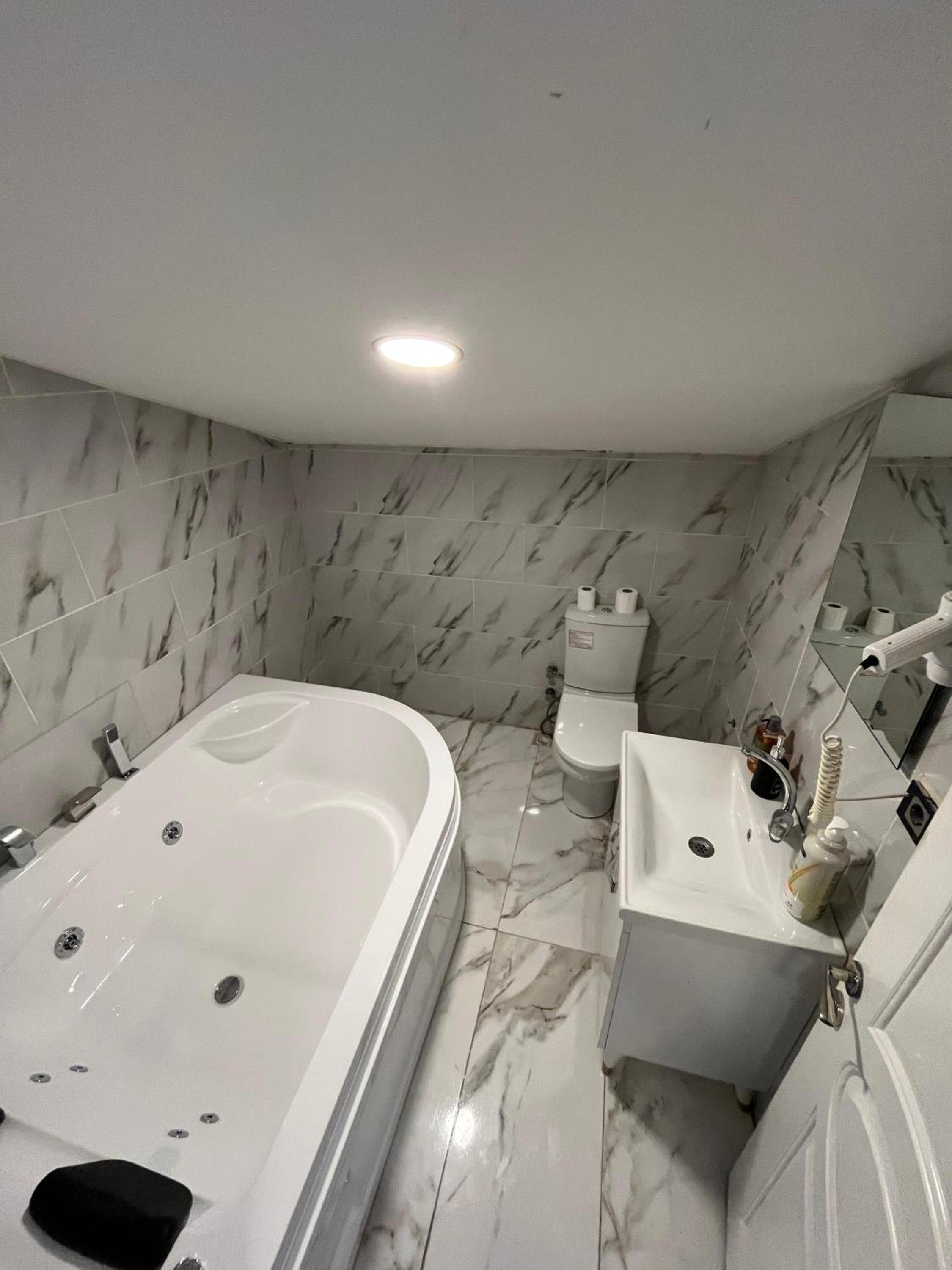 Deluxe Suite photo 3