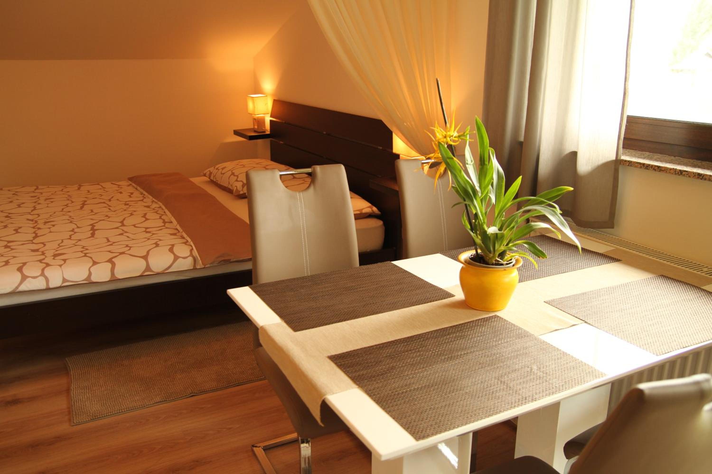 Studio (4 Adults) - Photo 29