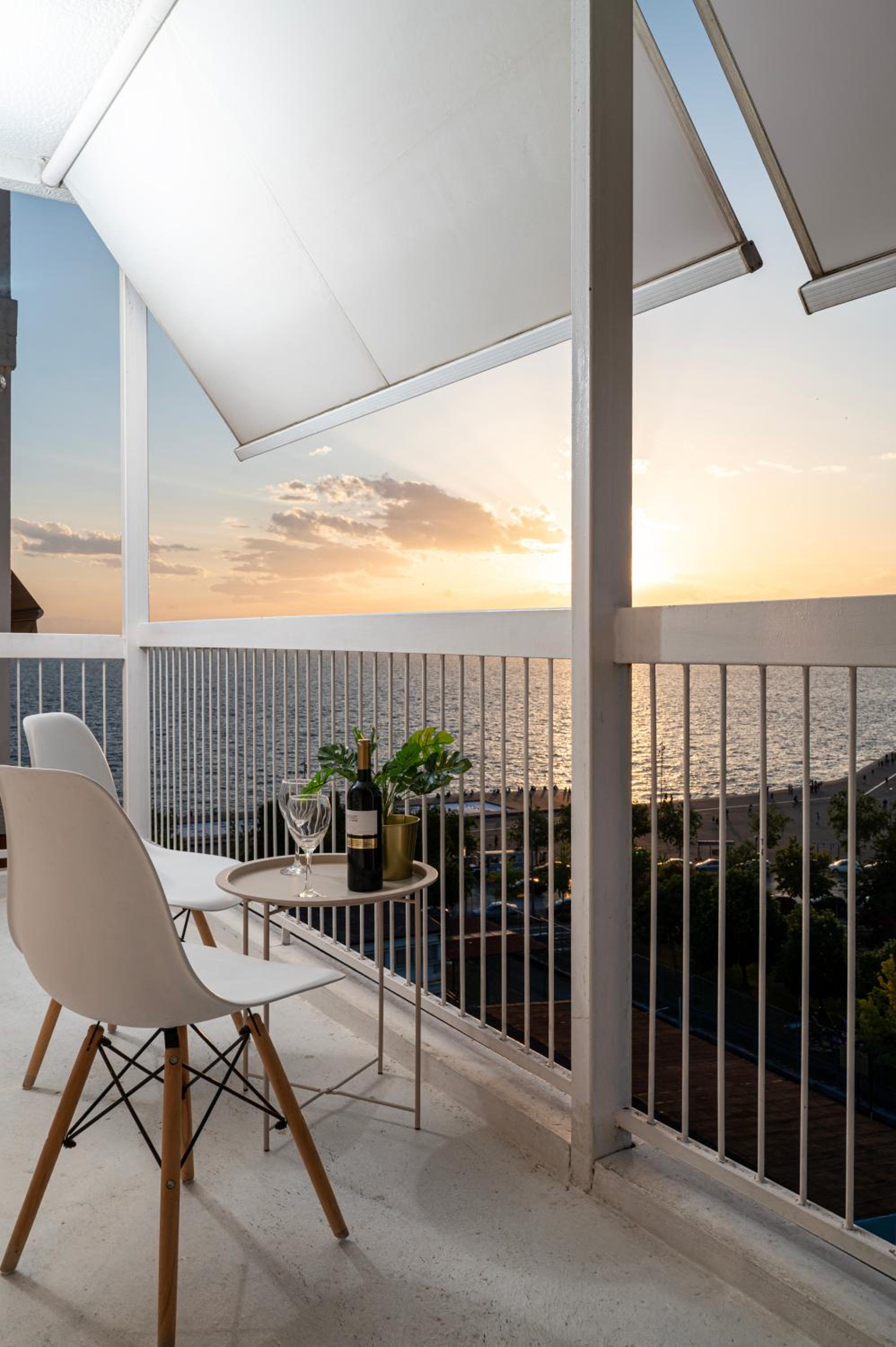 Two-Bedroom Apartment with Balcony and Sea View