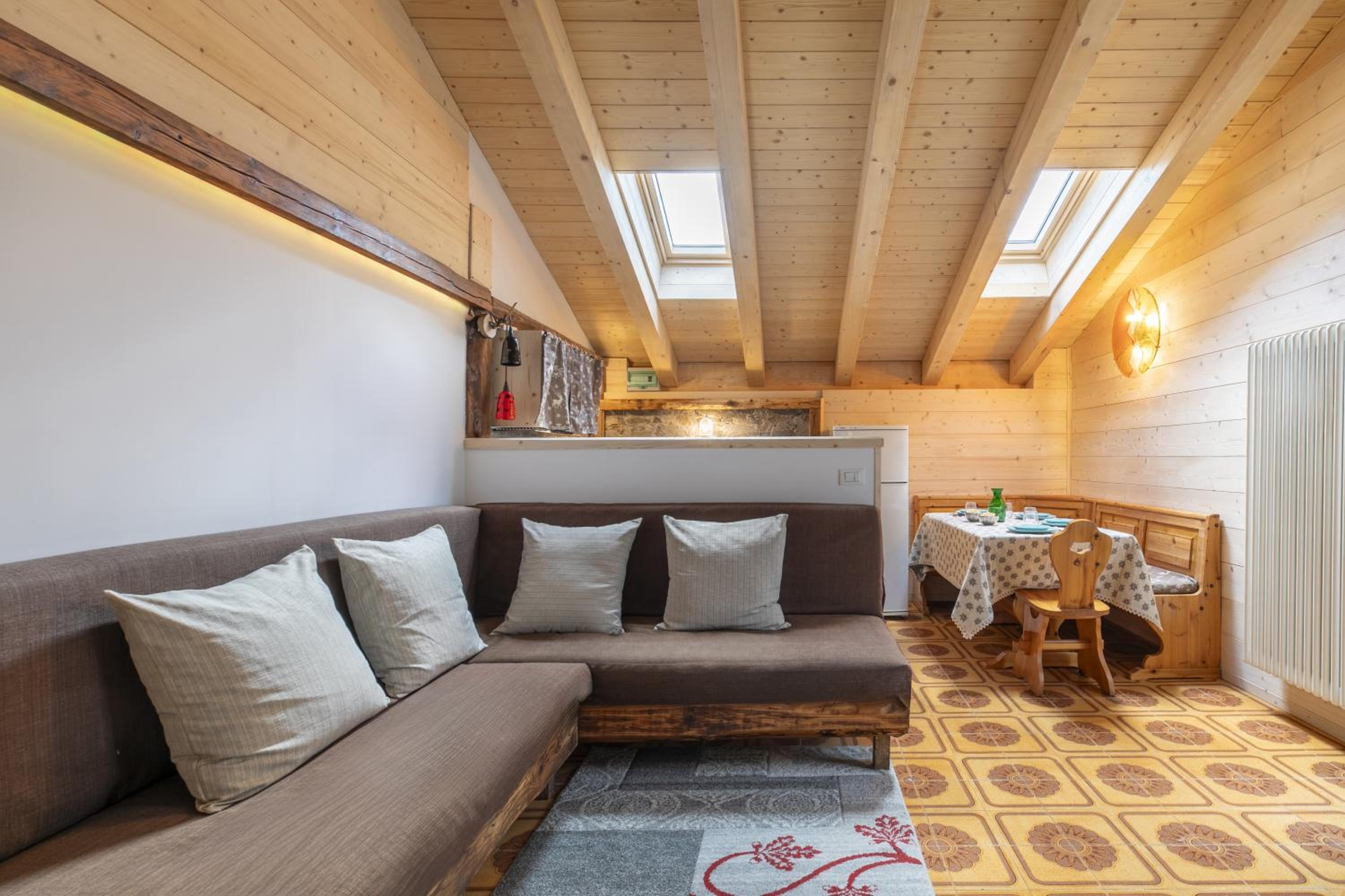 Deluxe Two-Bedroom Apartment with Garden View