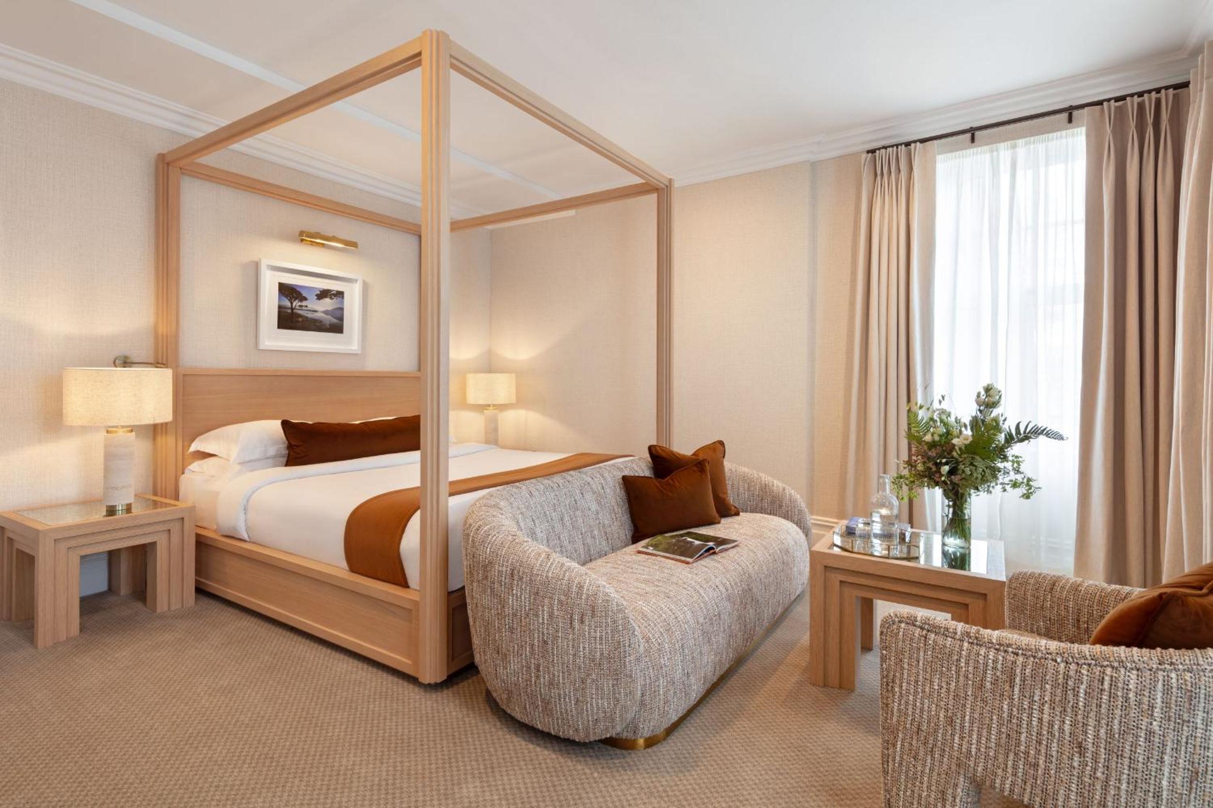 Townhouse Suite