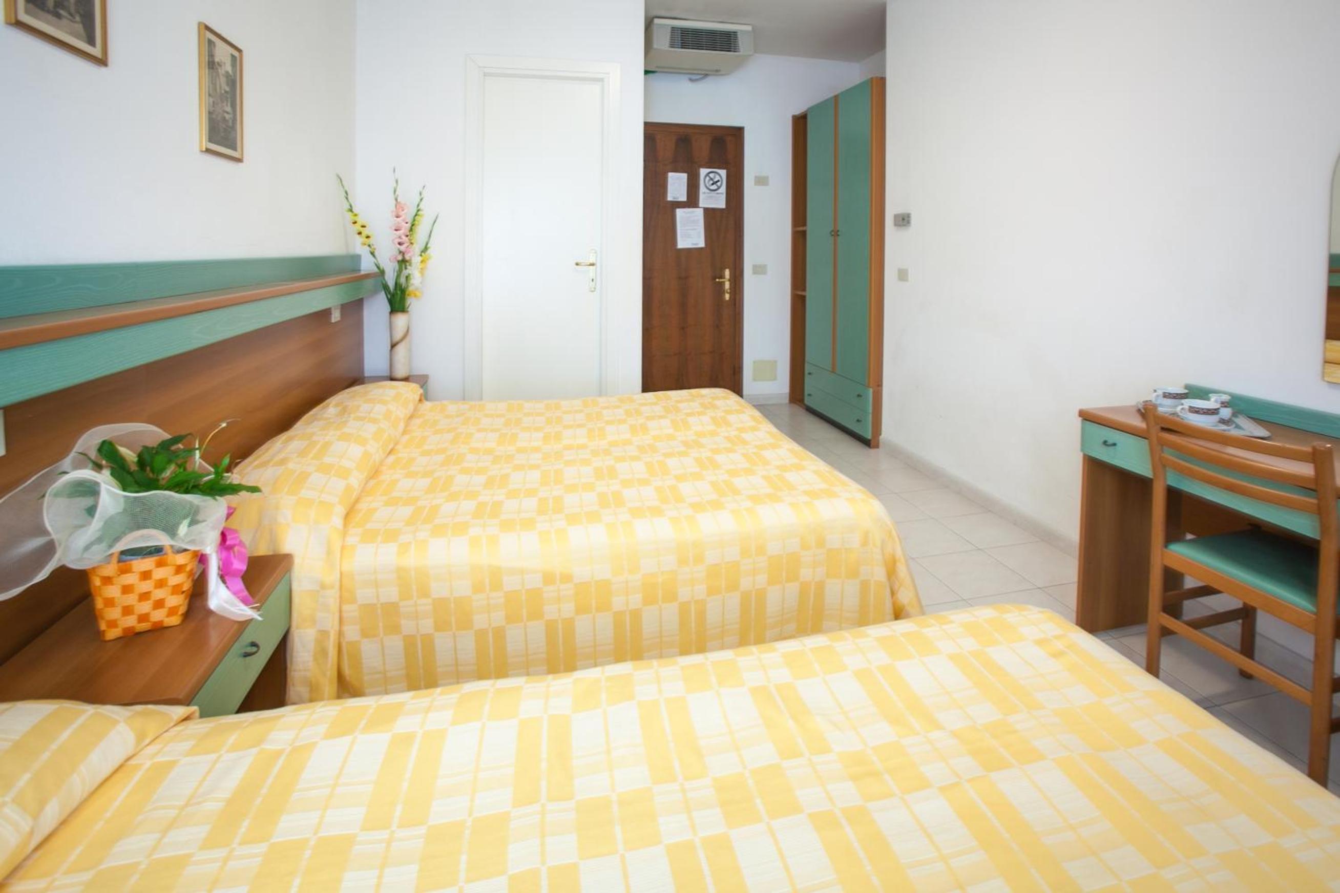 Triple Room - Photo 1
