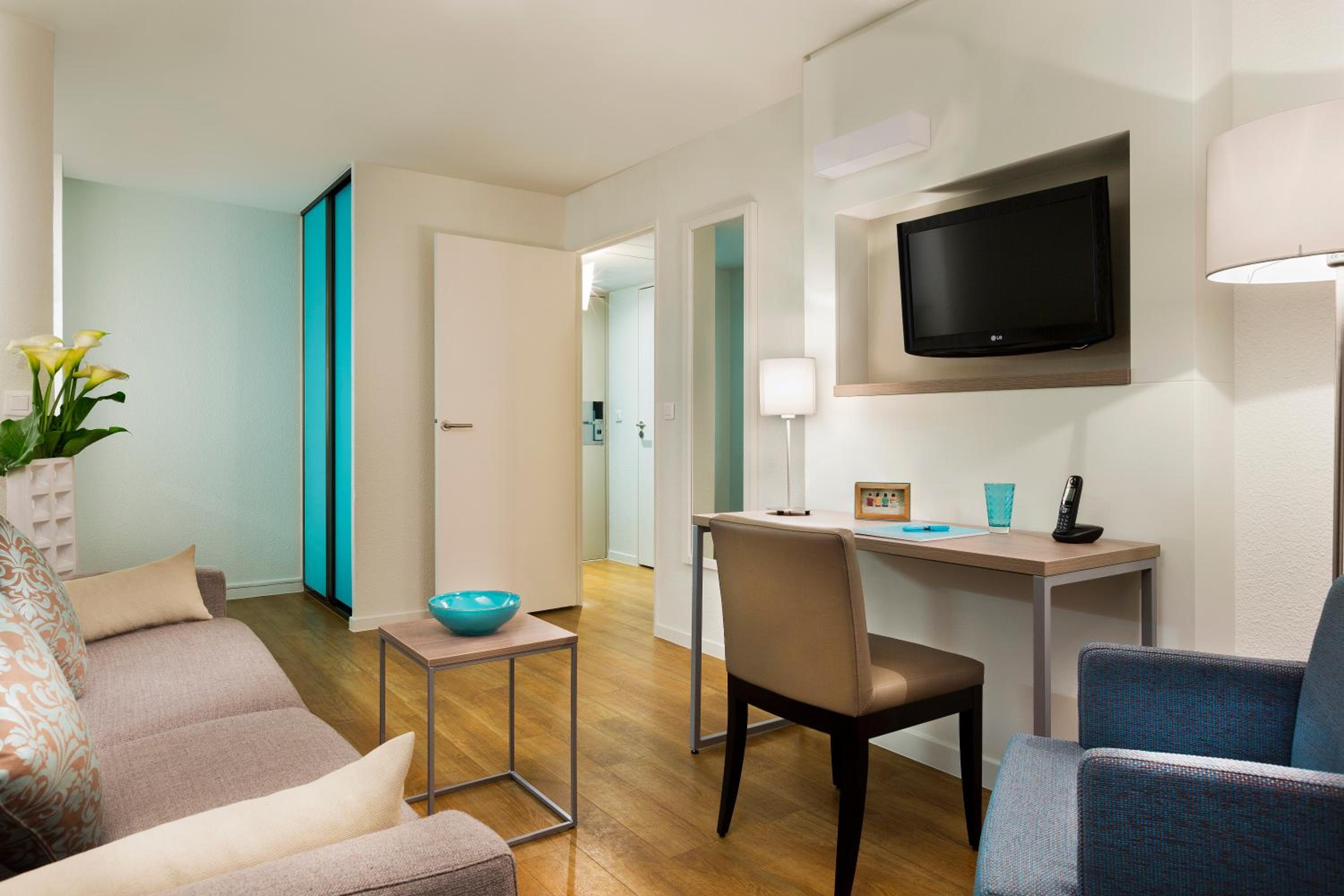 Apartment - Photo 1