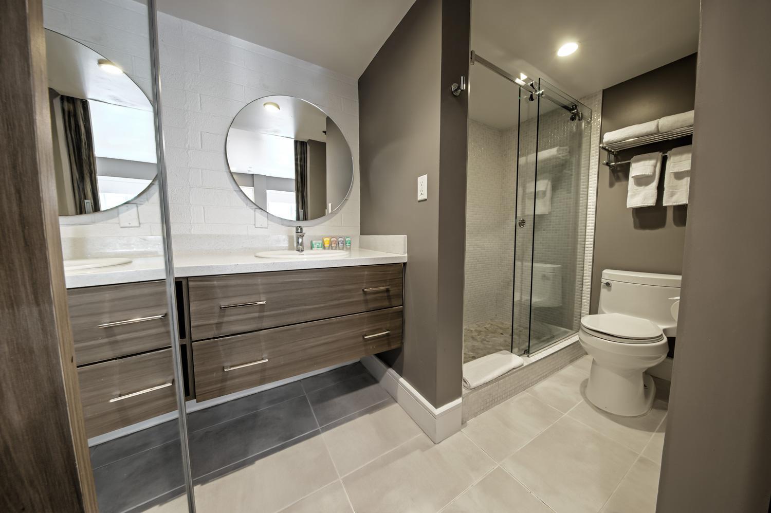 Quadruple Room - Photo 4