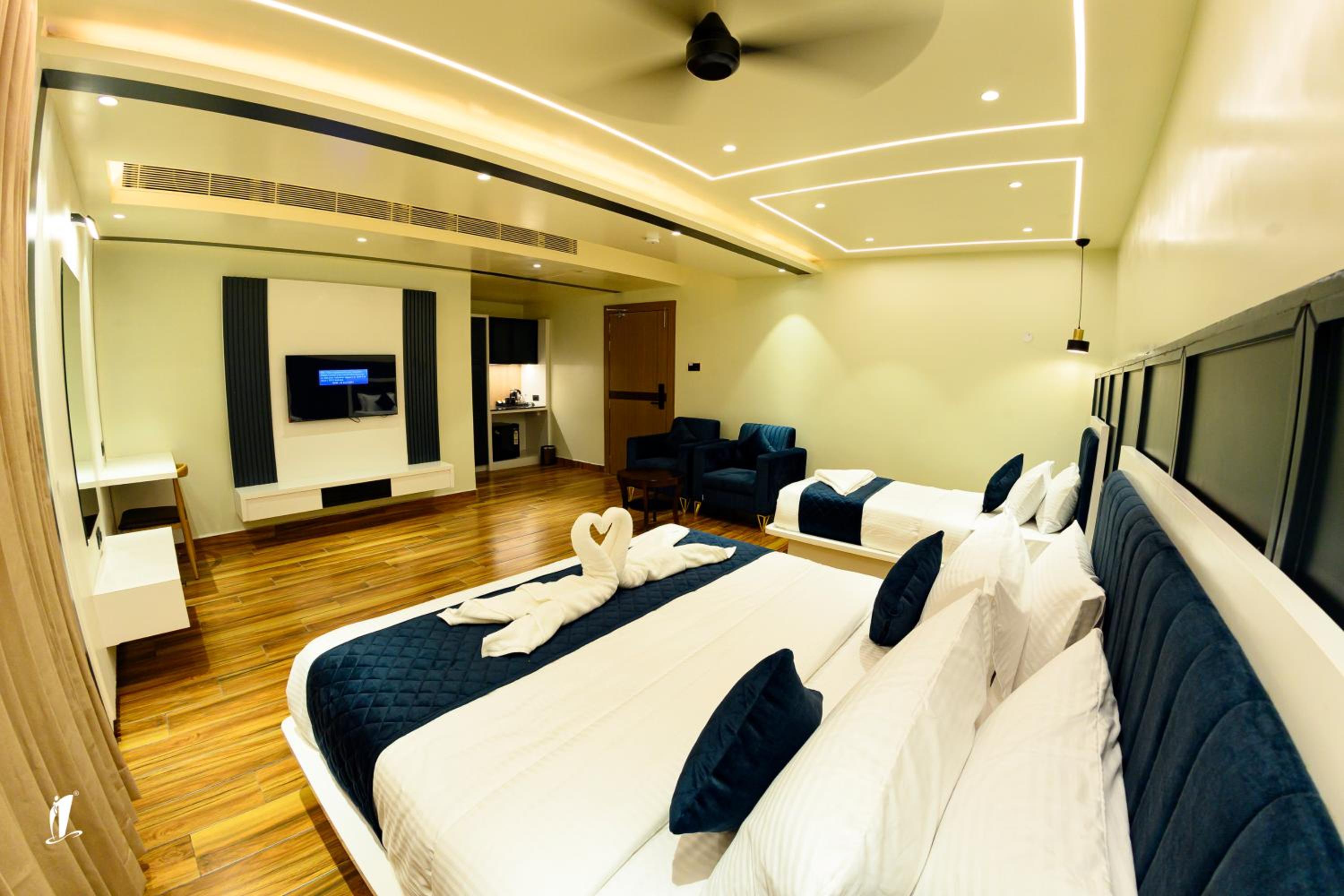 Family Room photo 2