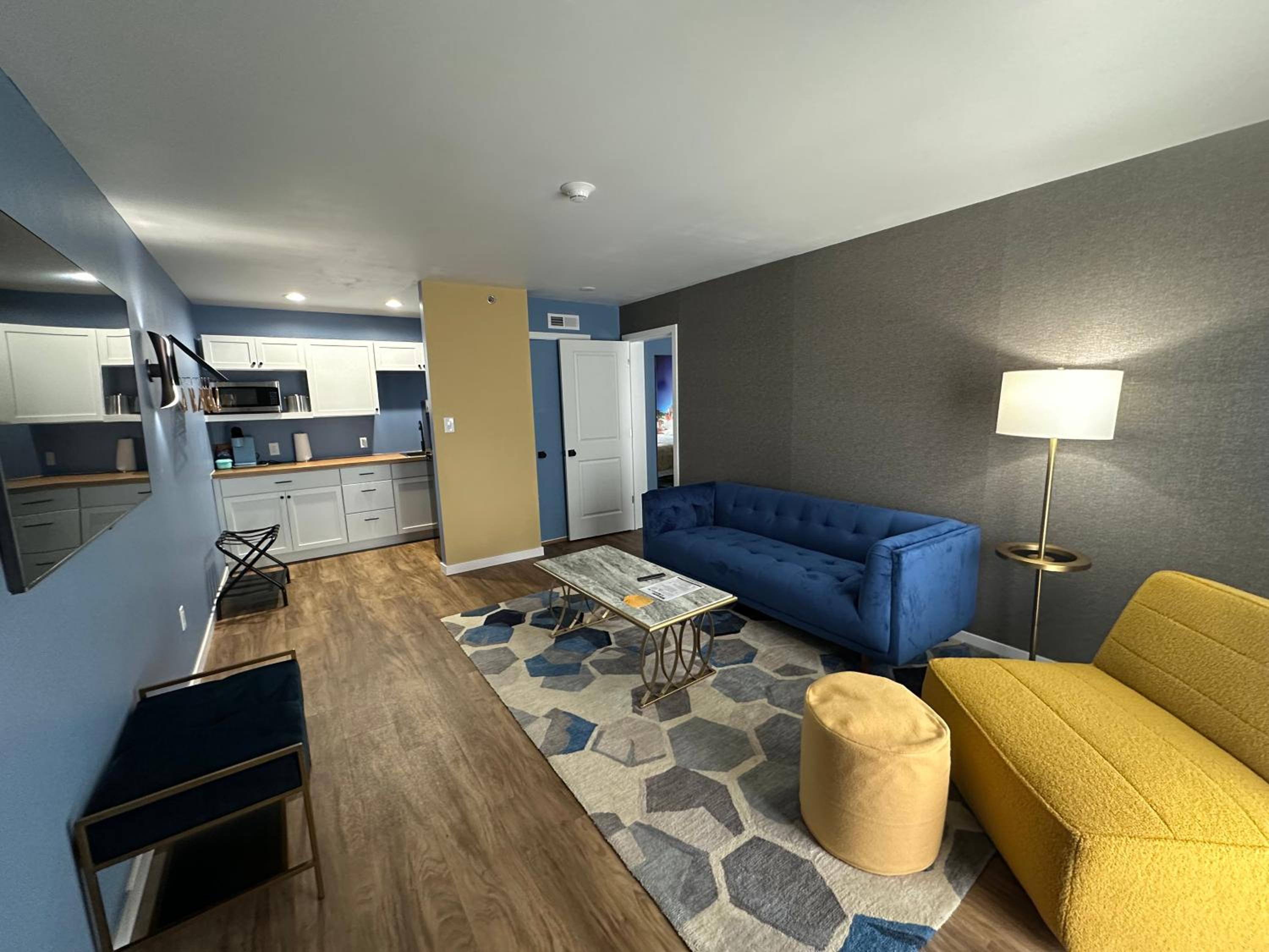 Deluxe Suite