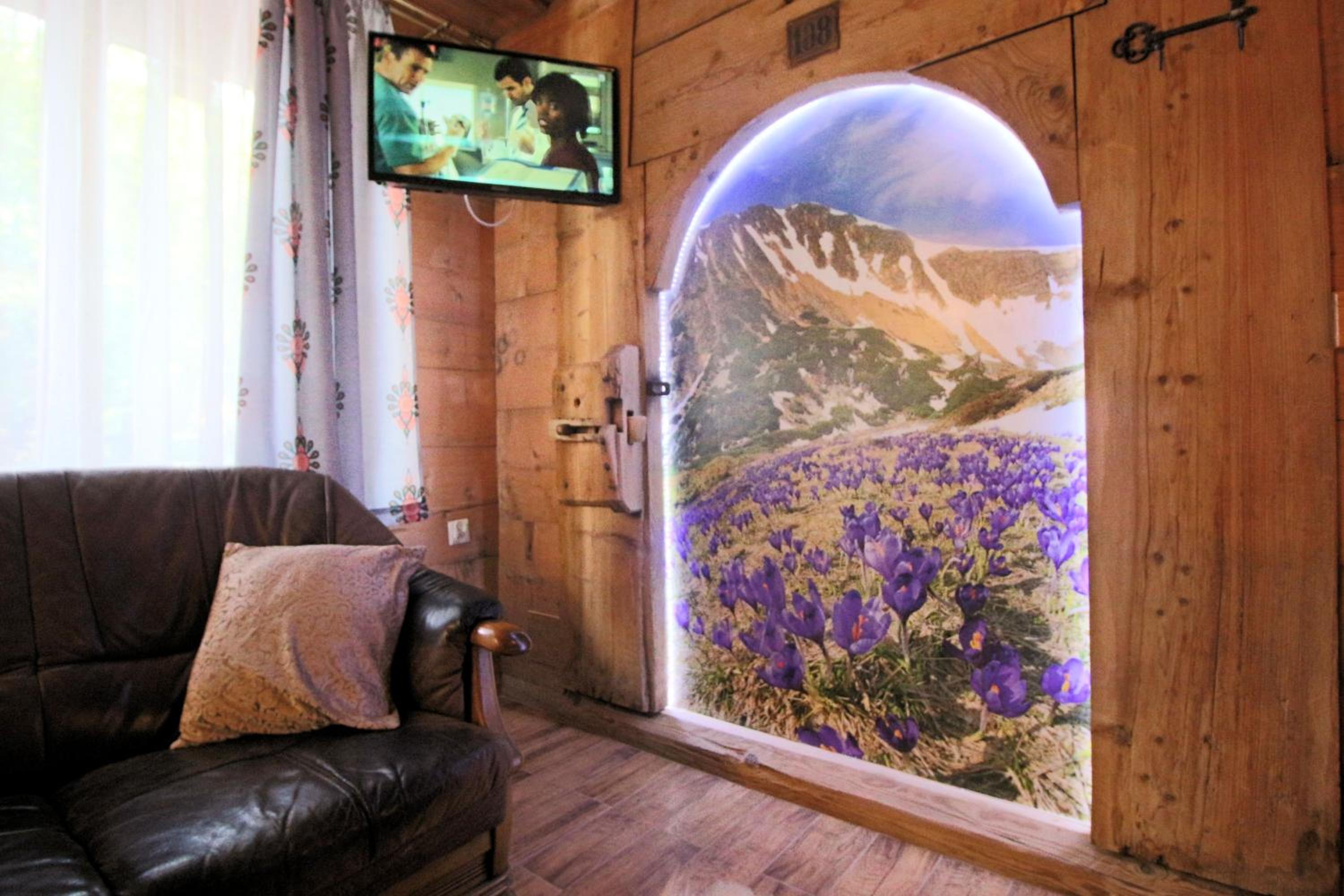 Superior Chalet - Photo 8