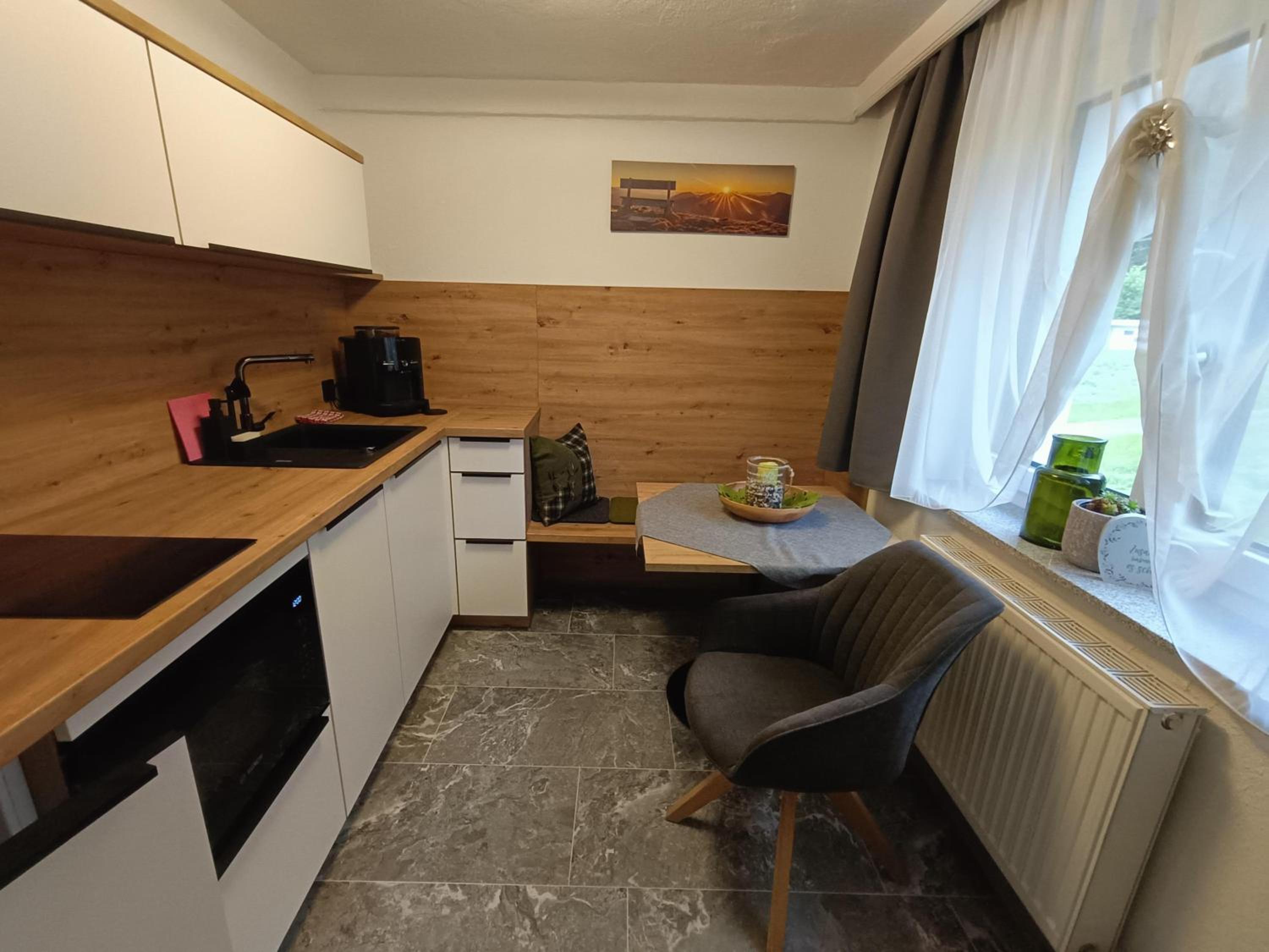 Apartment photo 1