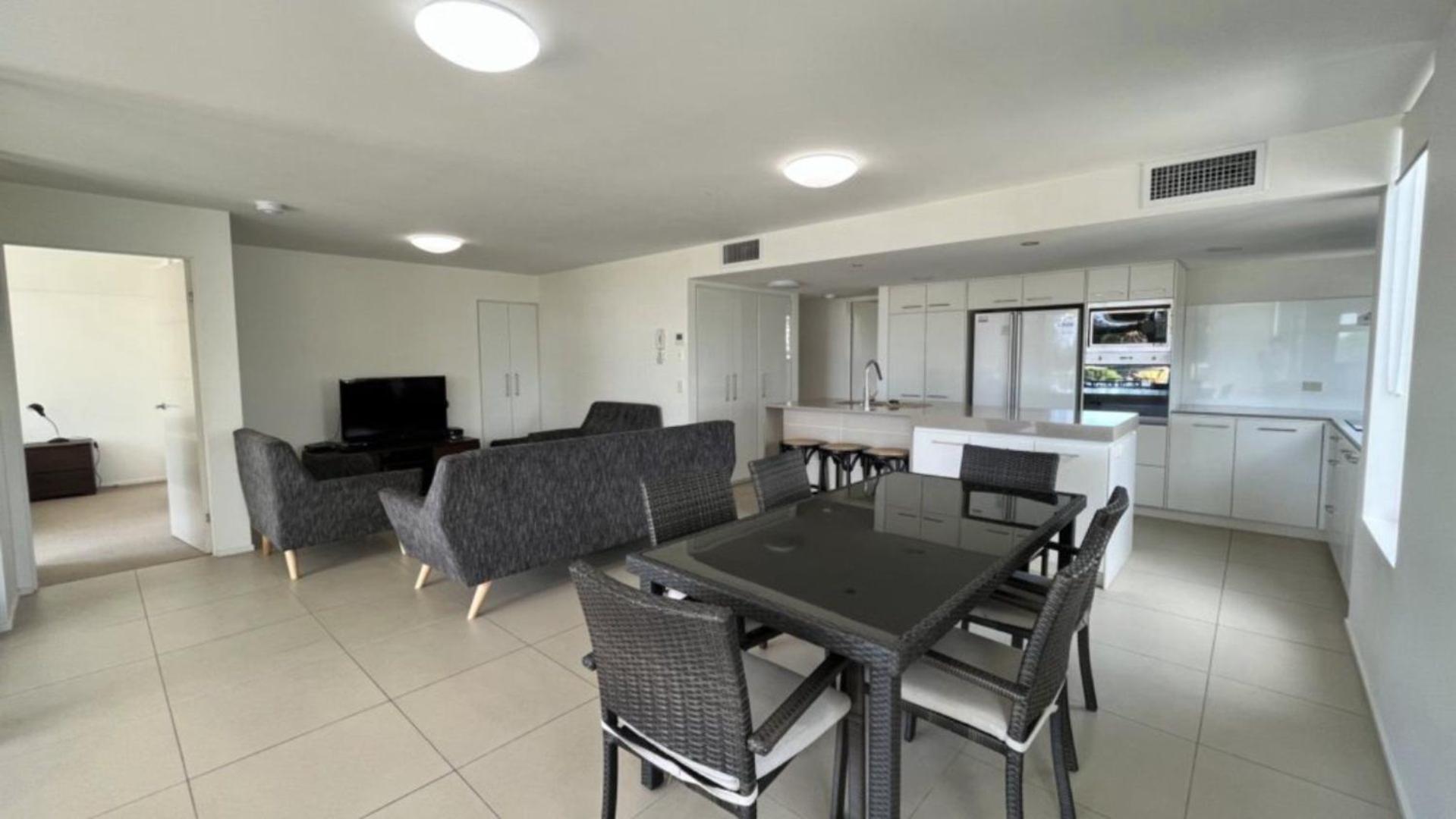 Three-Bedroom Apartment photo 1