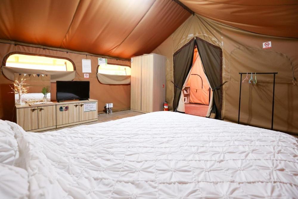 Tent photo 2