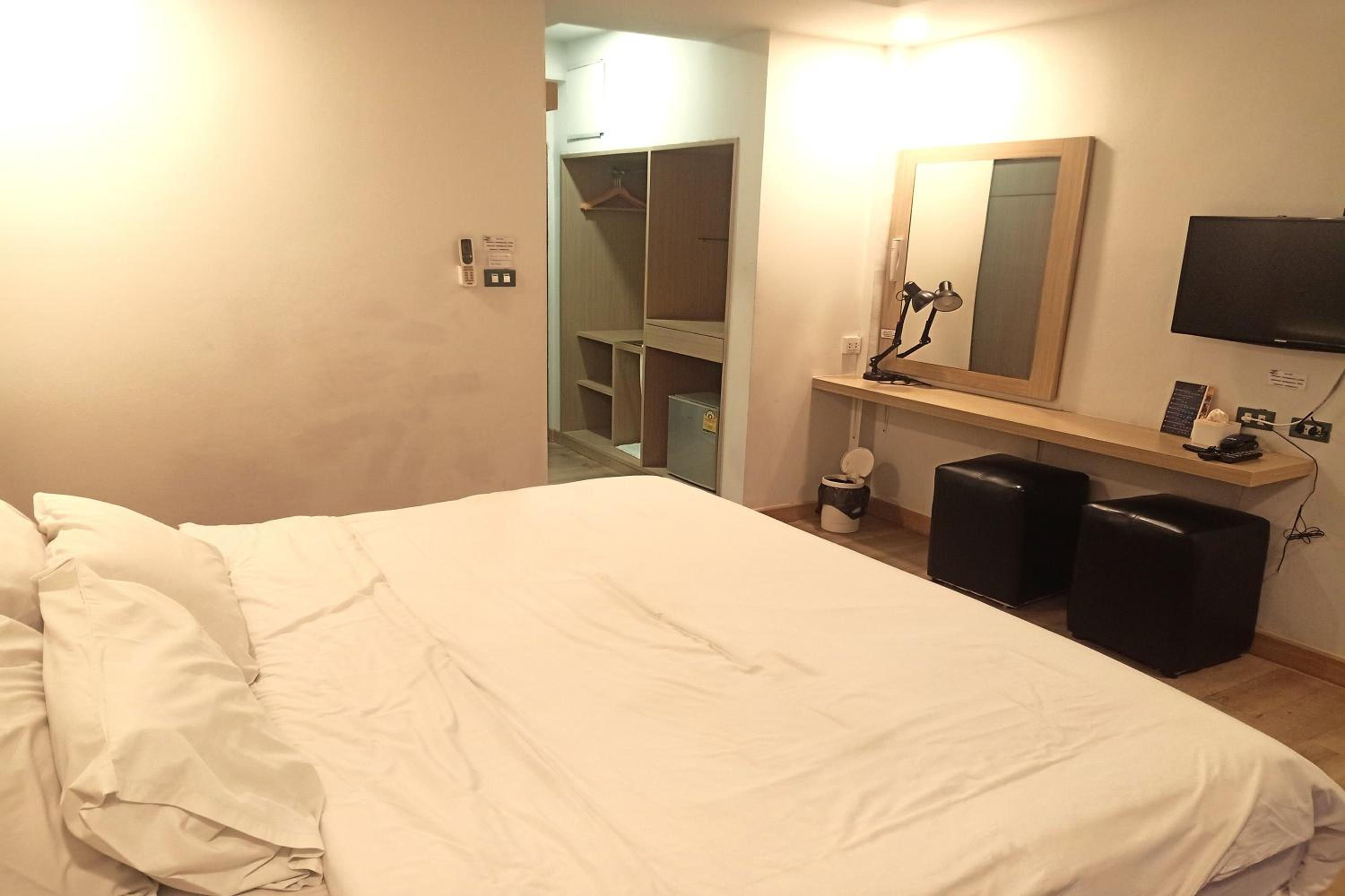 Deluxe Double Room - Photo 6