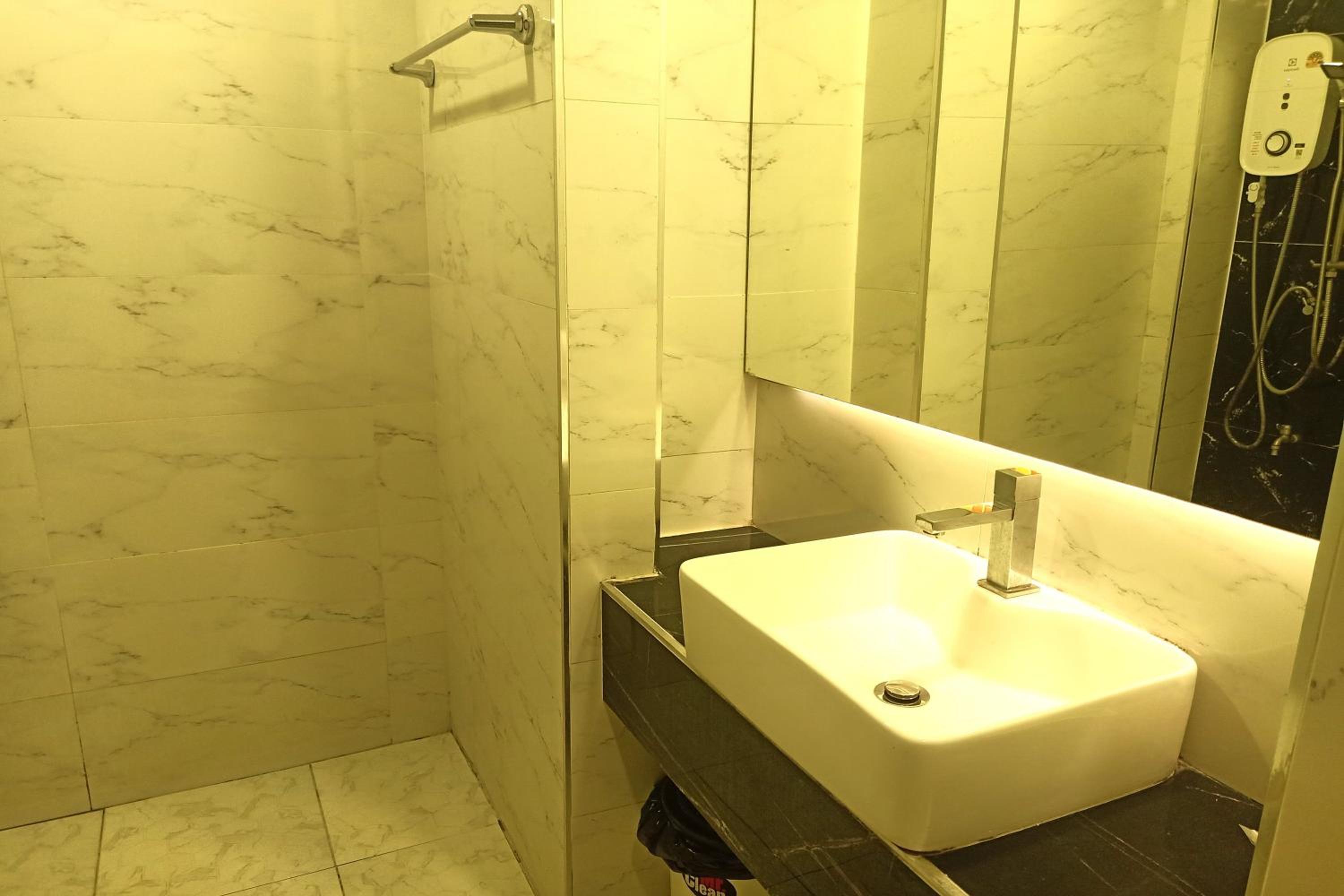 Deluxe Double Room - Photo 3