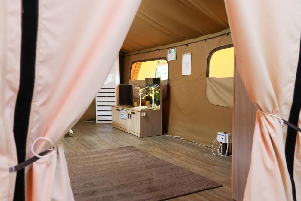 Tent photo 1