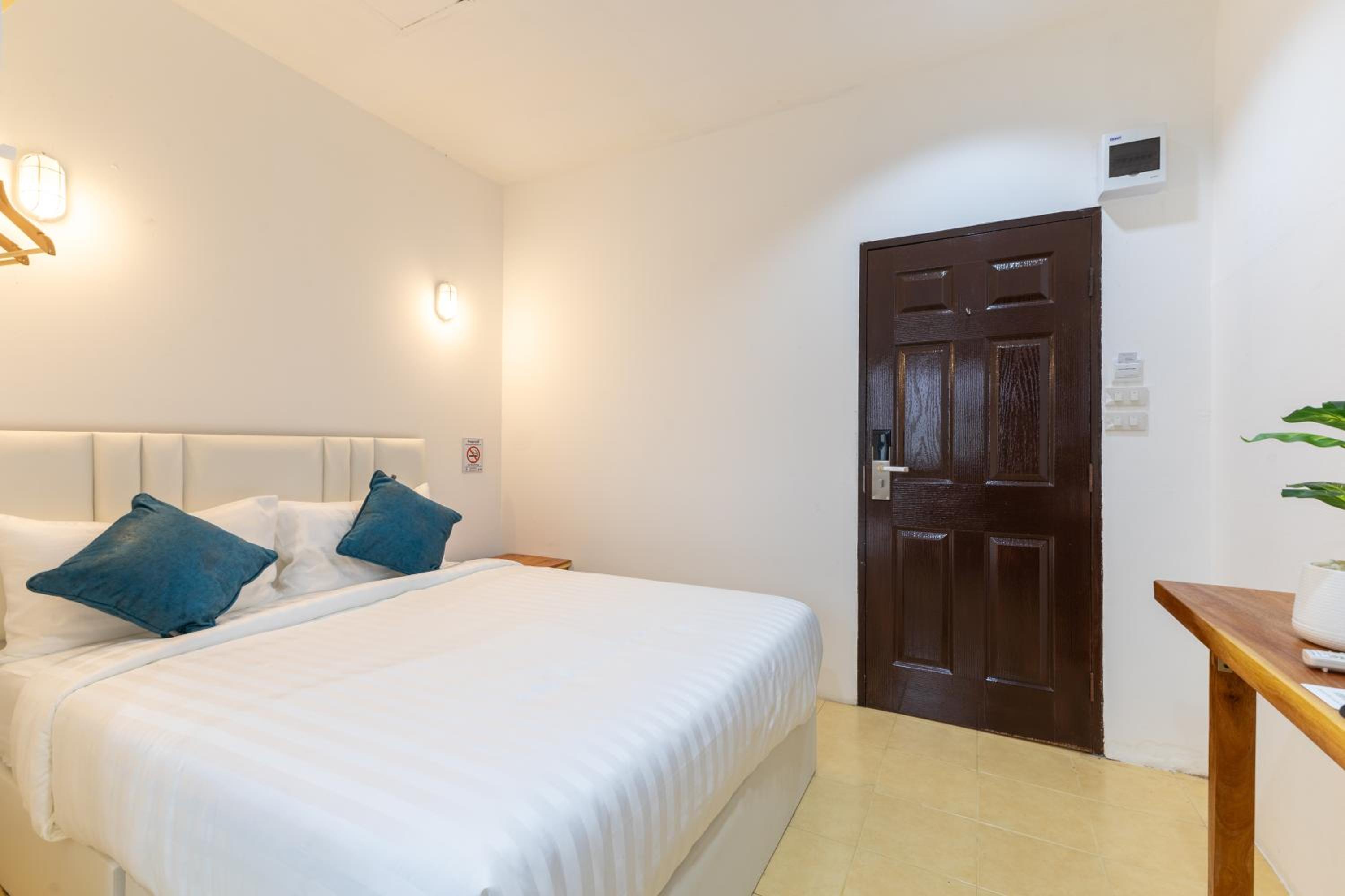 Standard Double Room photo 3
