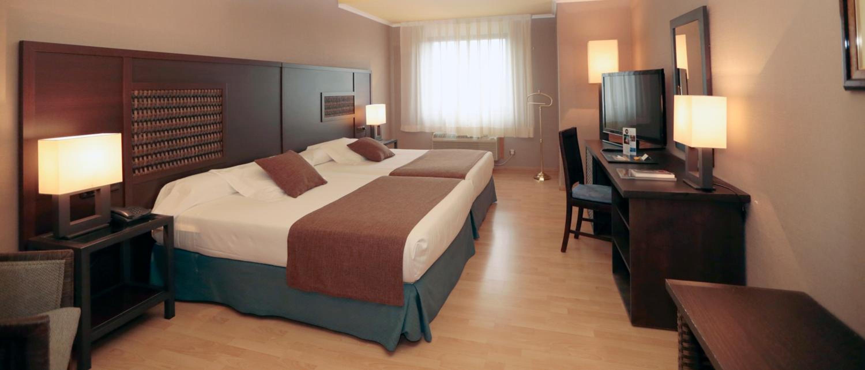 Superior Double Room - Photo 2