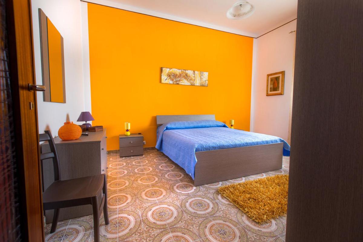 Deluxe Double Room (2 Adults + 1 Child)