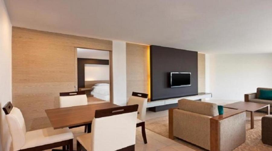 Premier Suite Seaview - Photo 2
