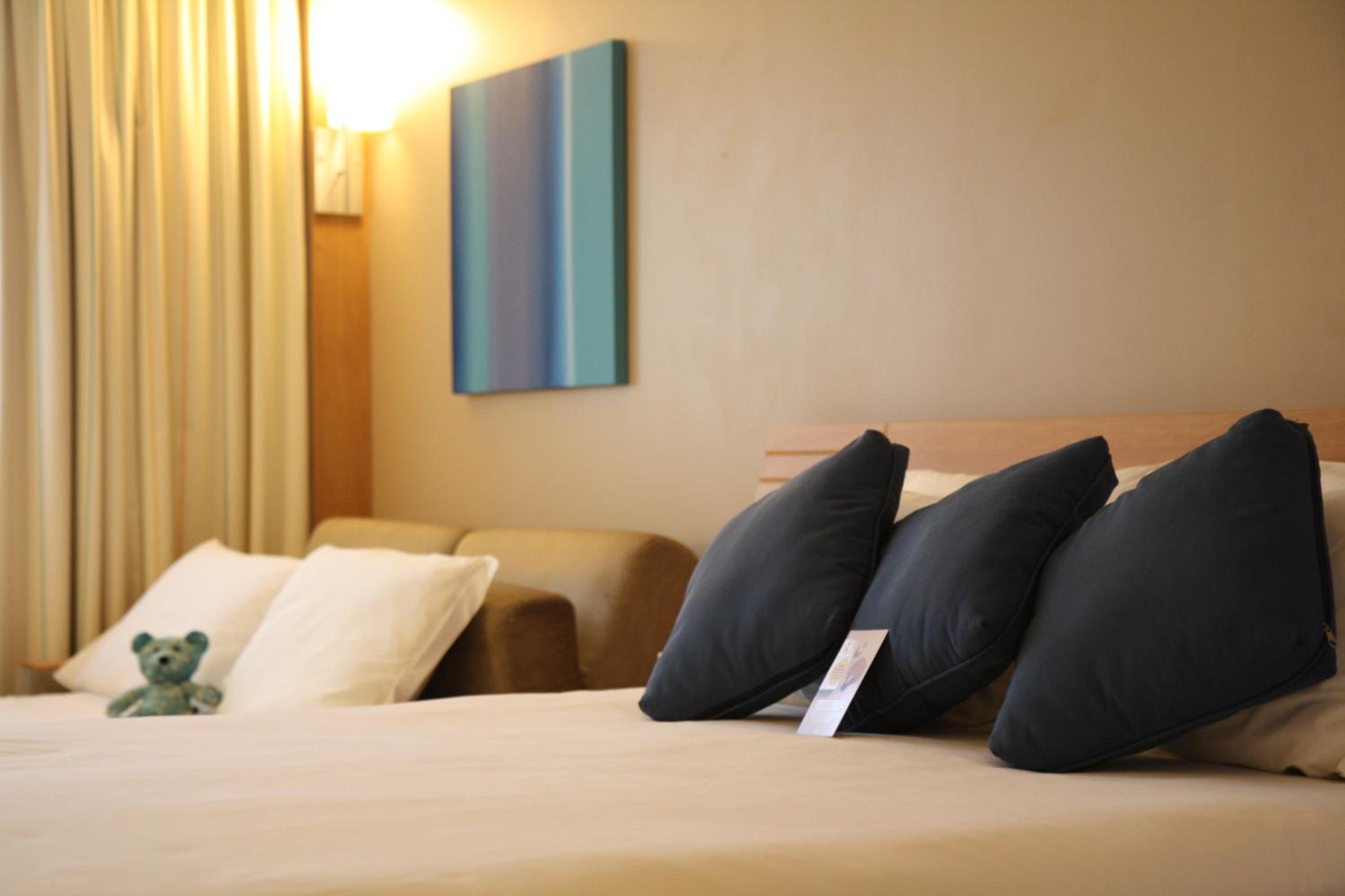 Superior Room with One Double Bed and Sofa - Photo 11