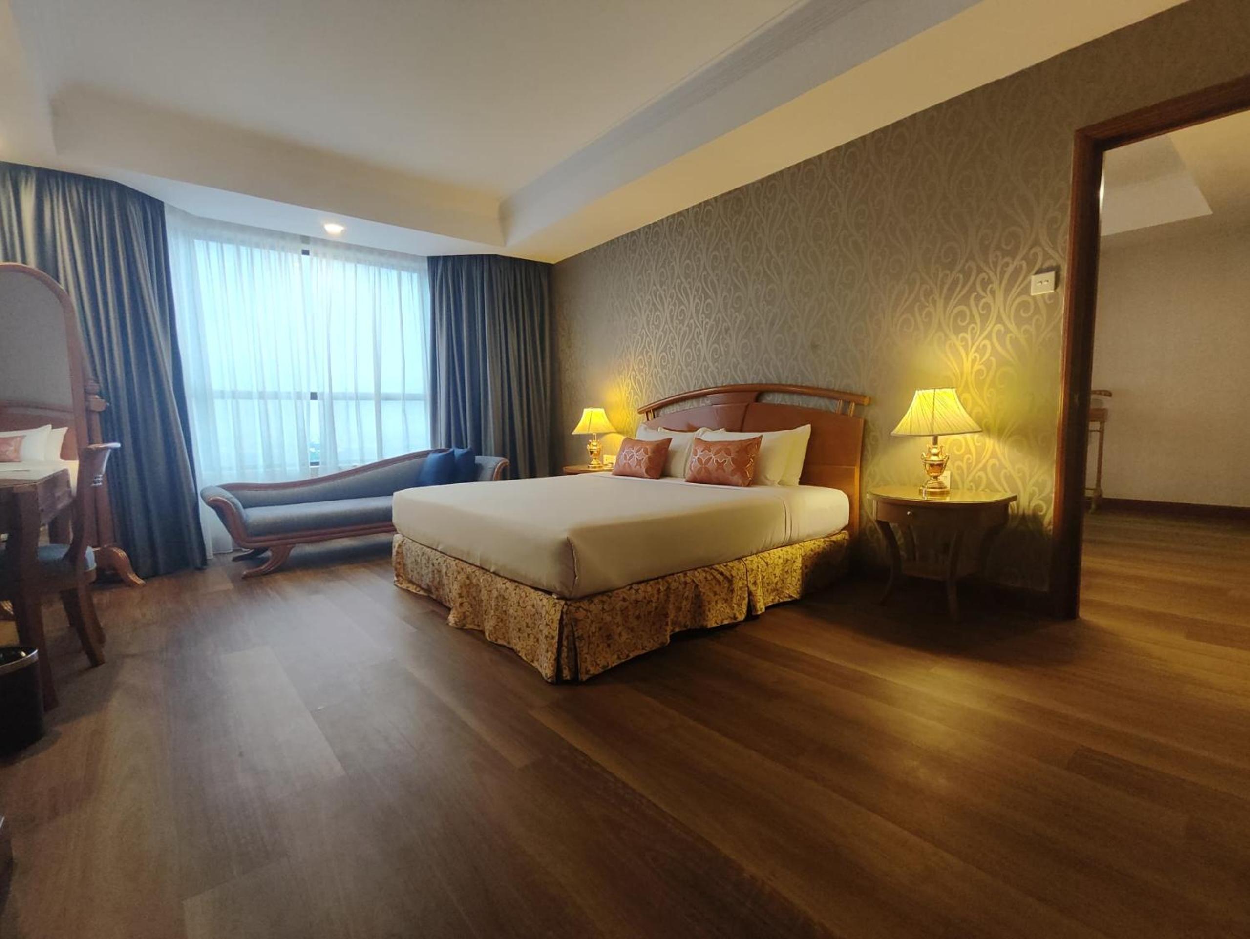 Presidential Suite