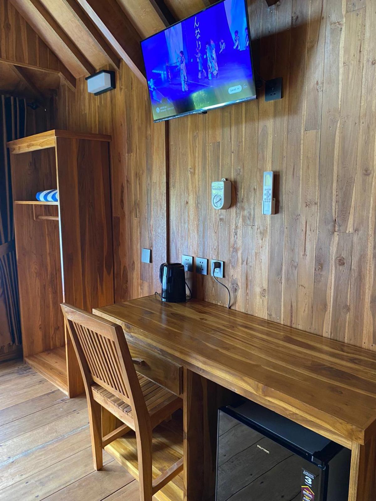Family Room photo 2