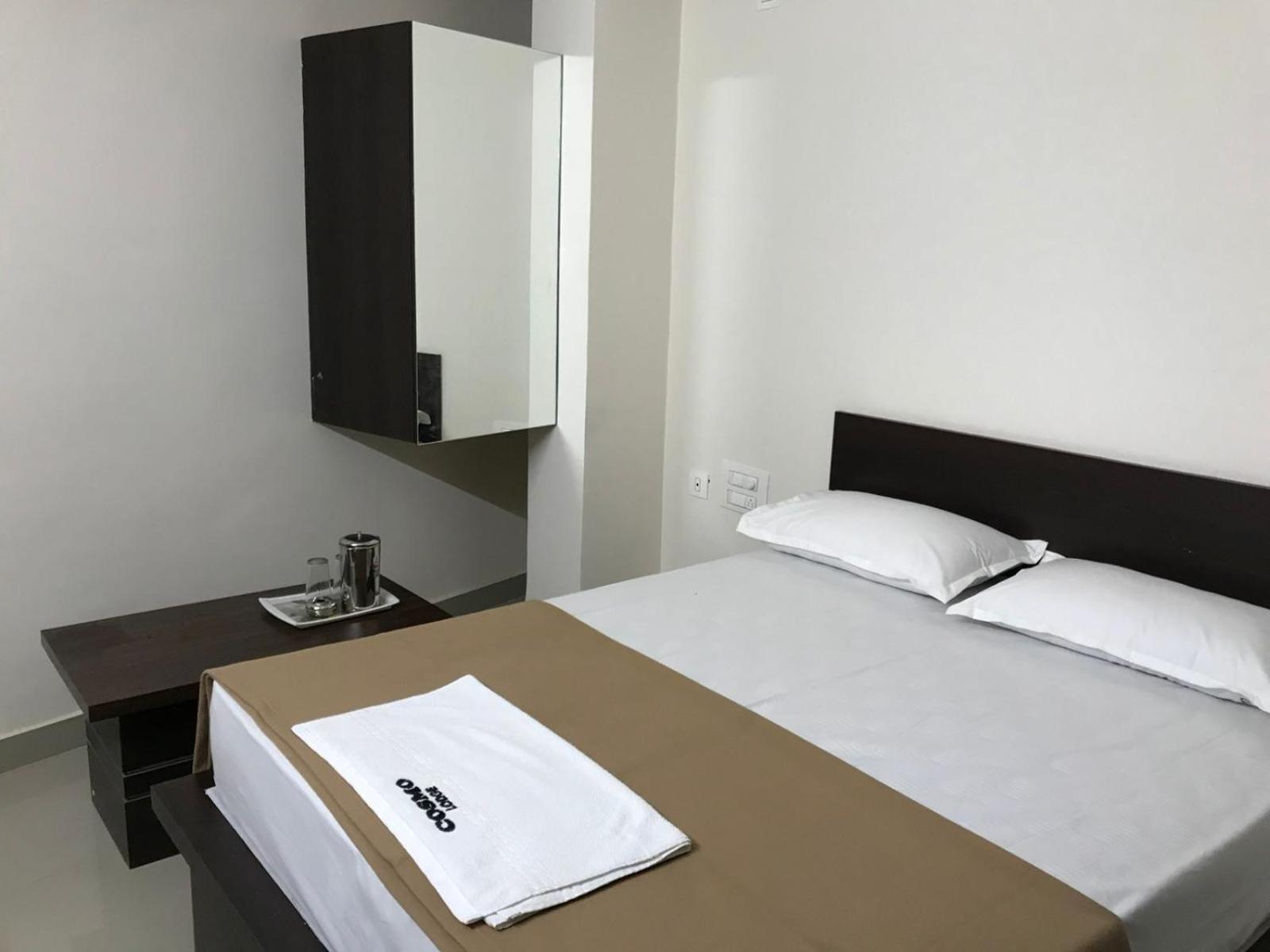 Deluxe Double Room photo 2