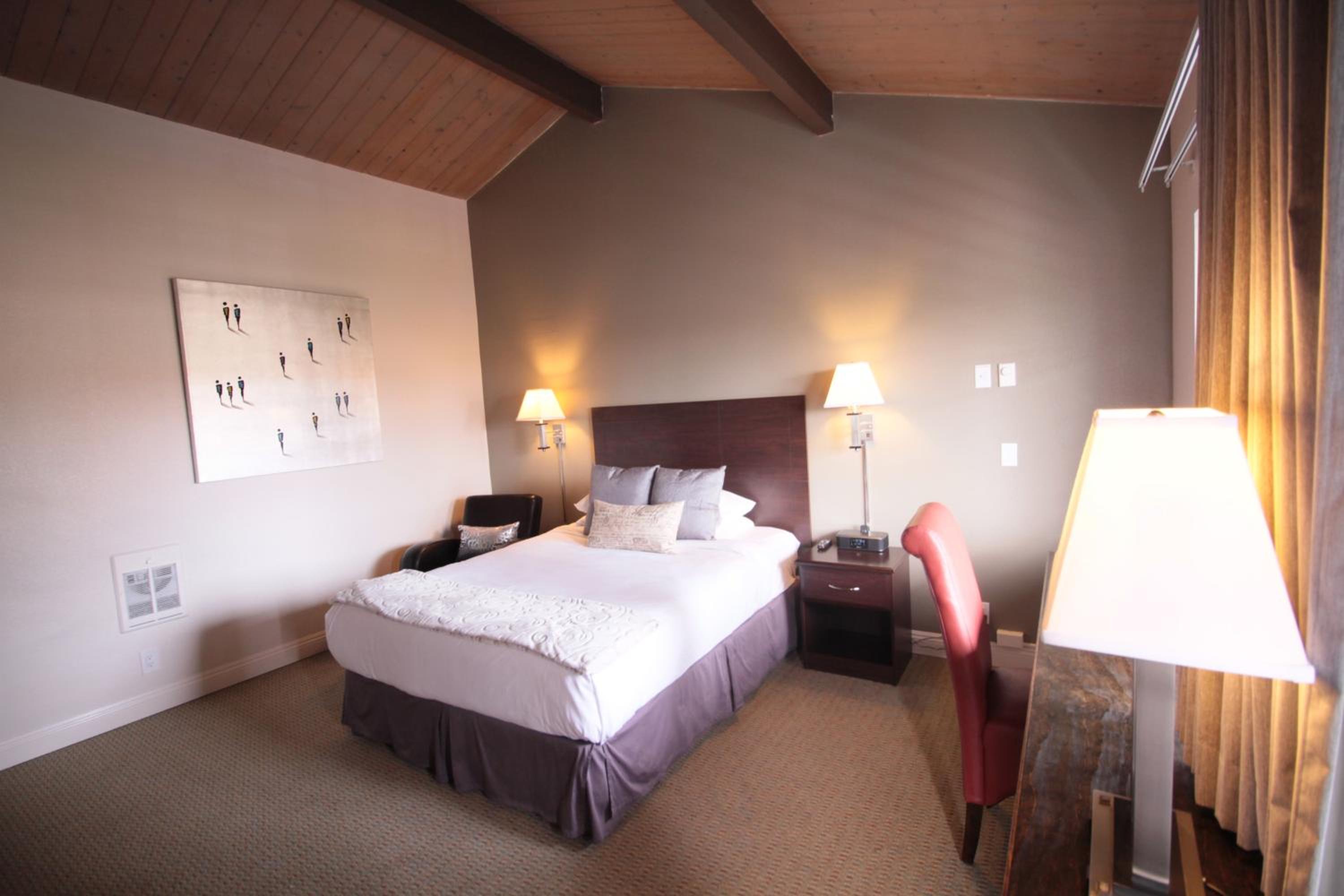 Deluxe Queen Room photo 1
