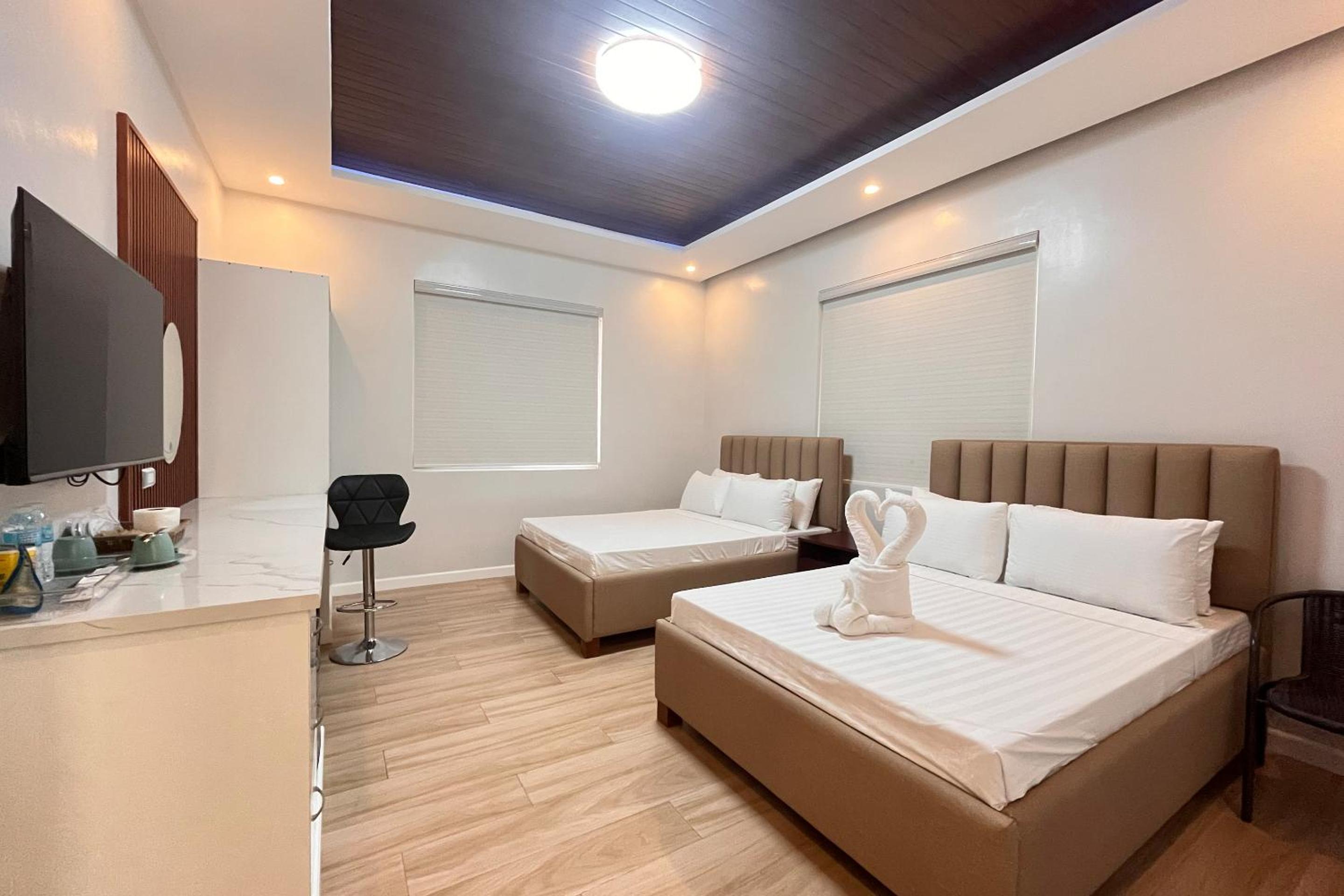 Two-Bedroom Villa - Photo 16