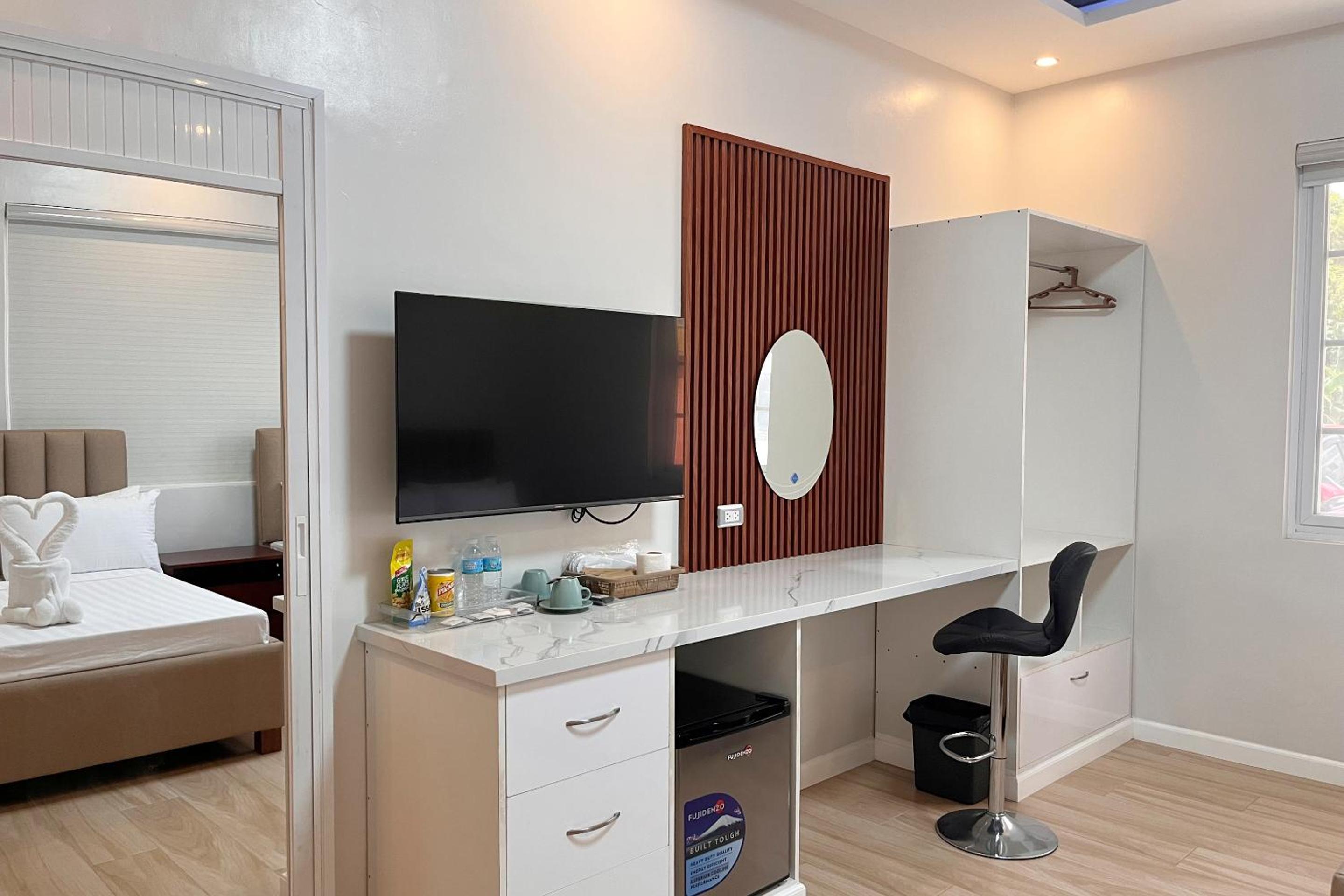 Two-Bedroom Villa - Photo 9