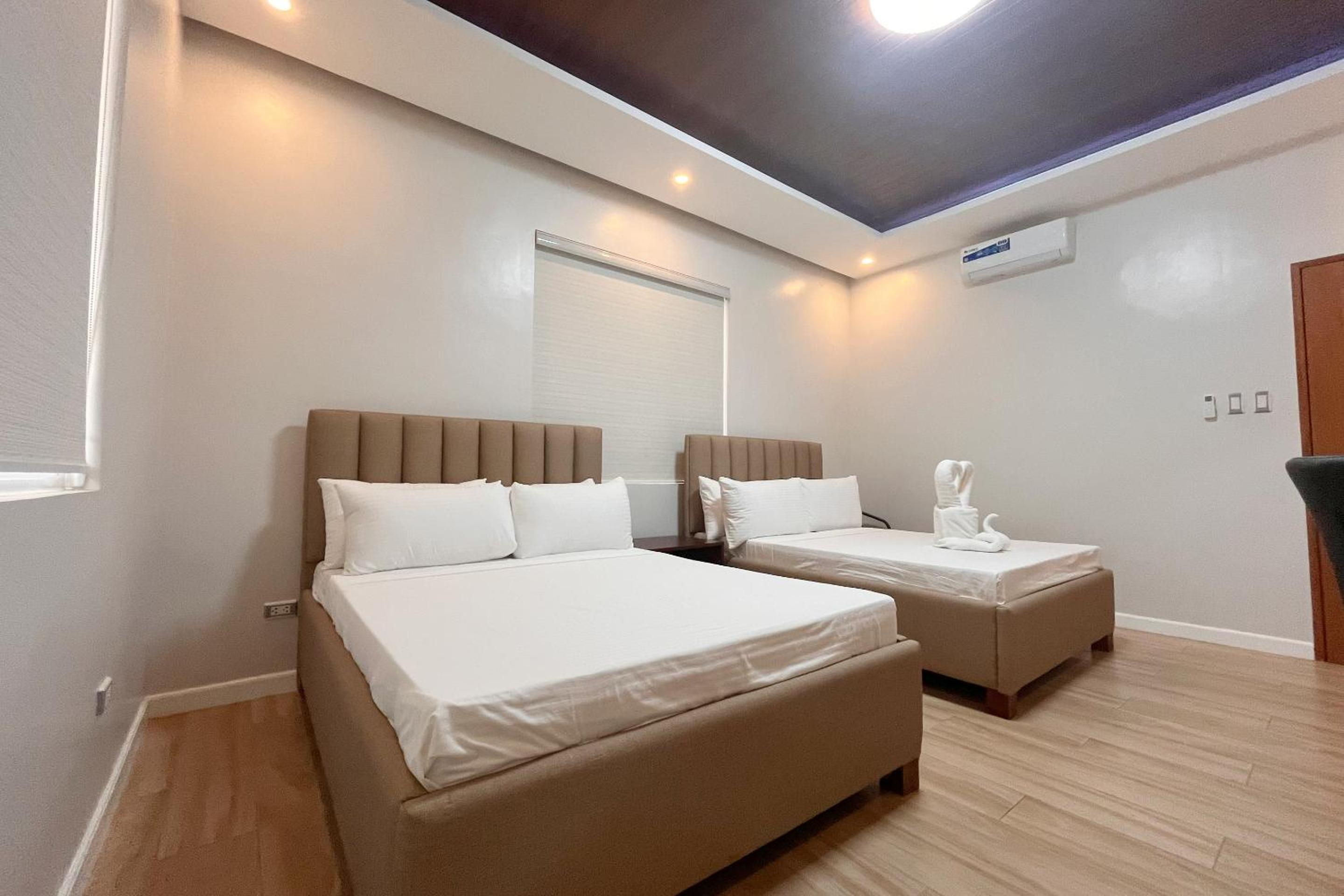 Two-Bedroom Villa - Photo 6
