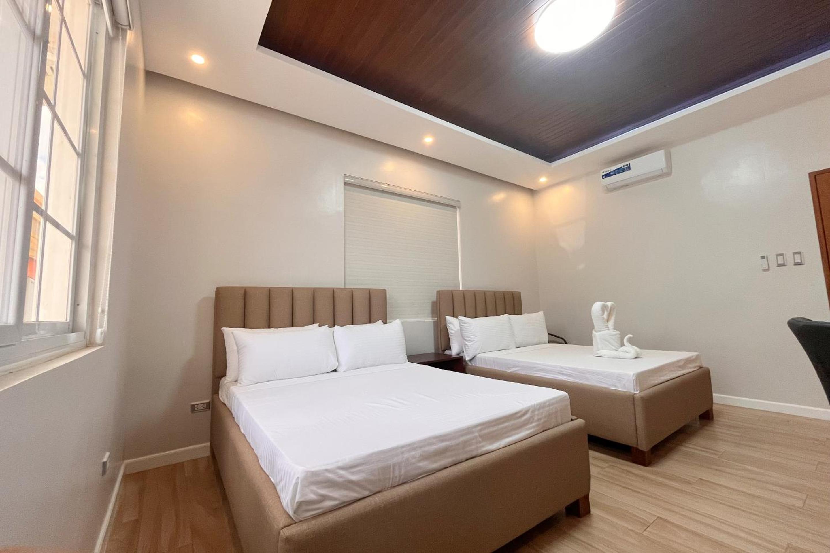 Two-Bedroom Villa - Photo 8