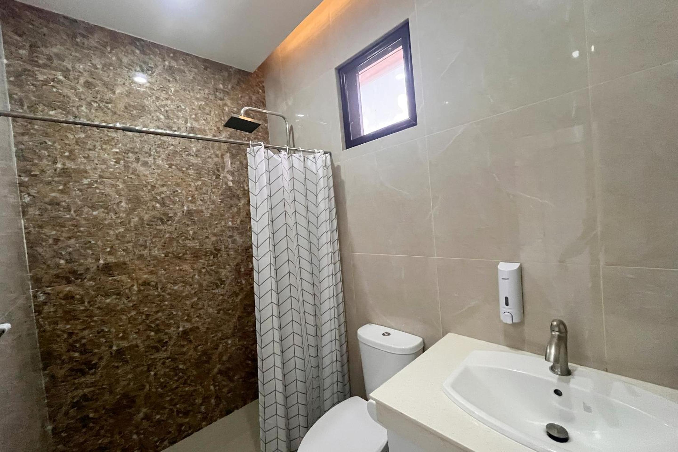 Three-Bedroom Villa - Photo 16