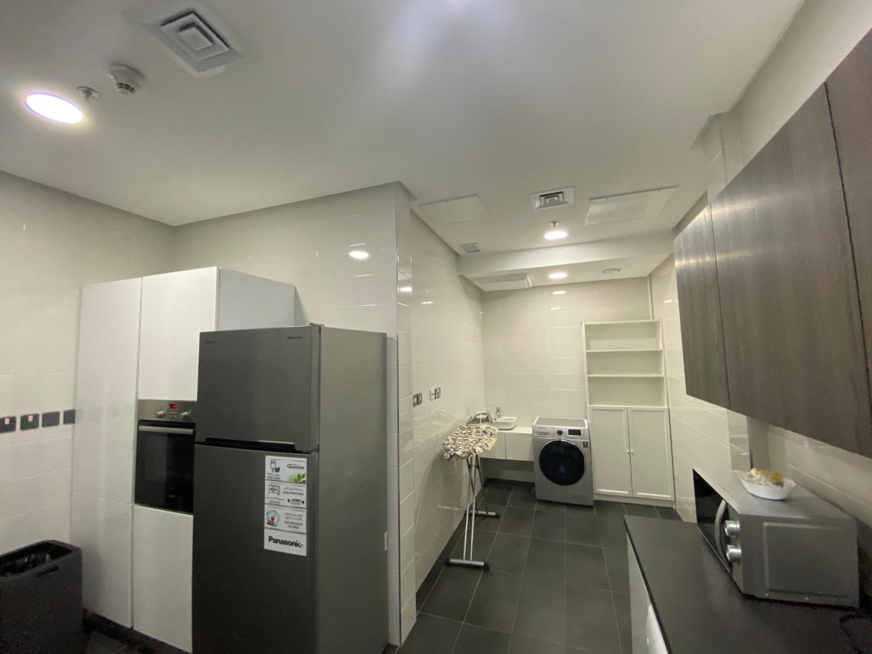 Deluxe Family Suite - Photo 5