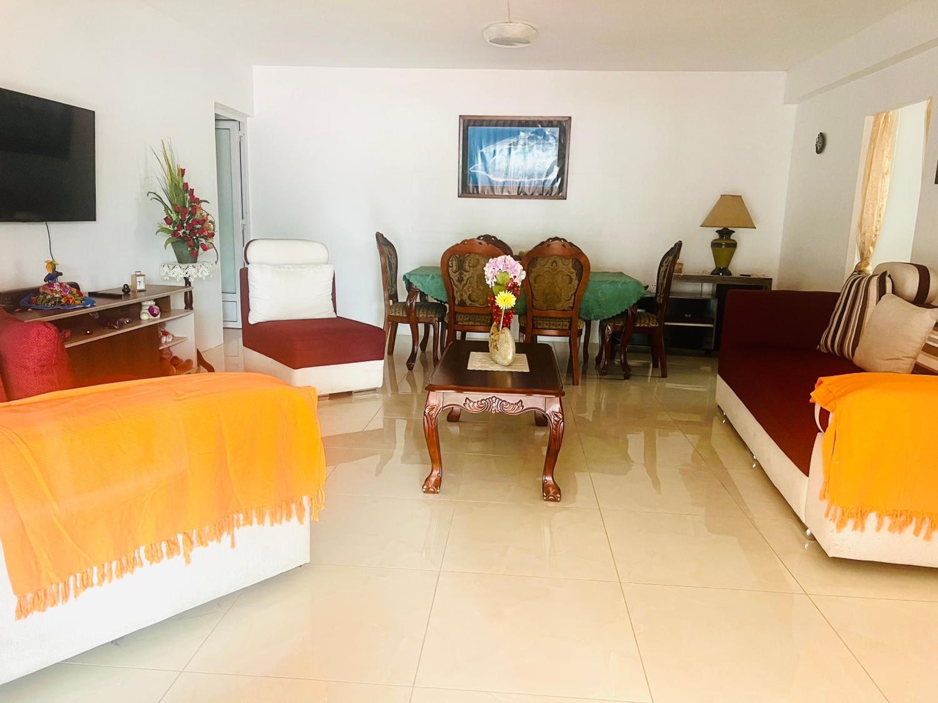 Two-Bedroom Apartment with Garden View photo 3