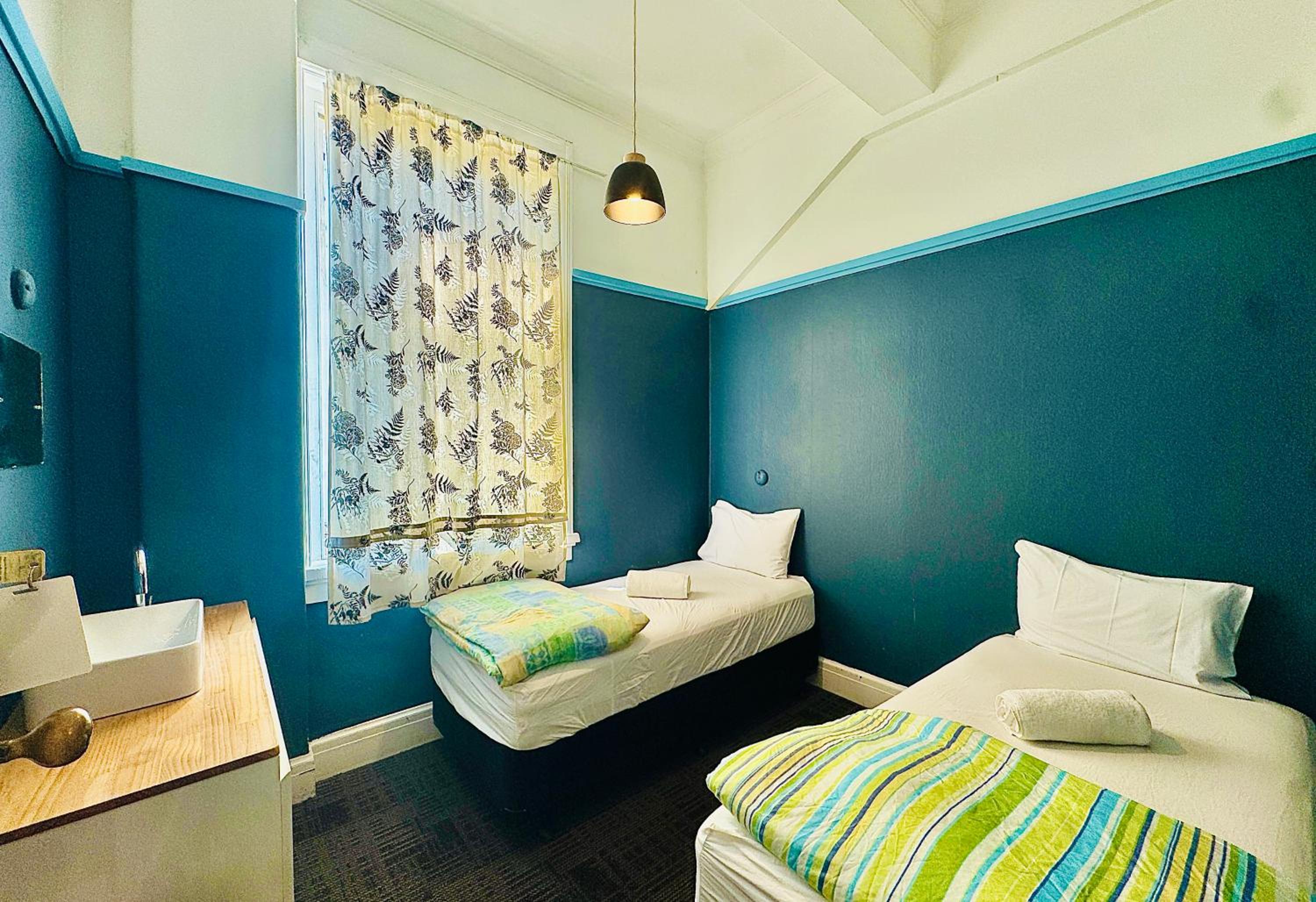Twin Room with Shared Bathroom photo 3