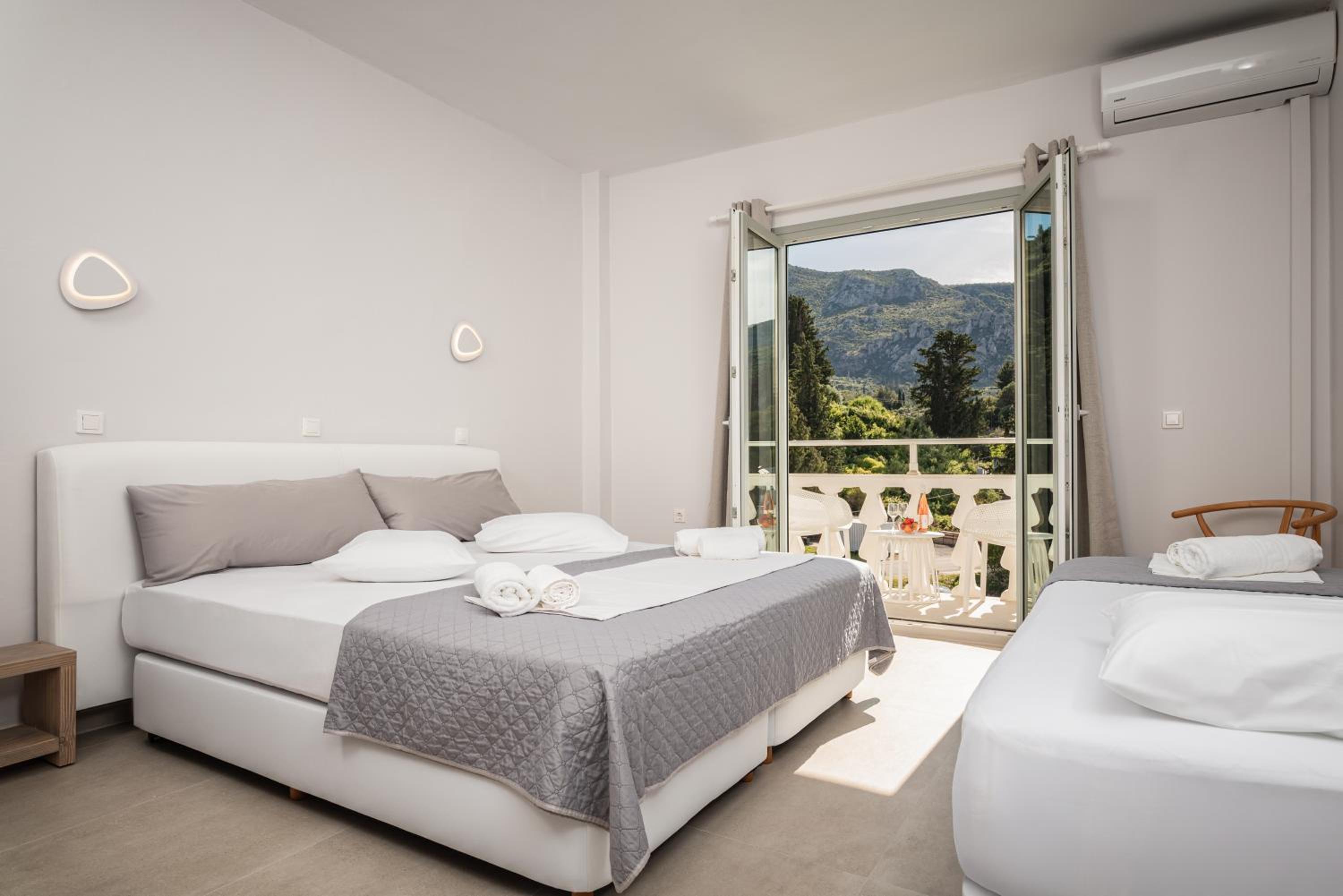 Superior Triple Room photo 1