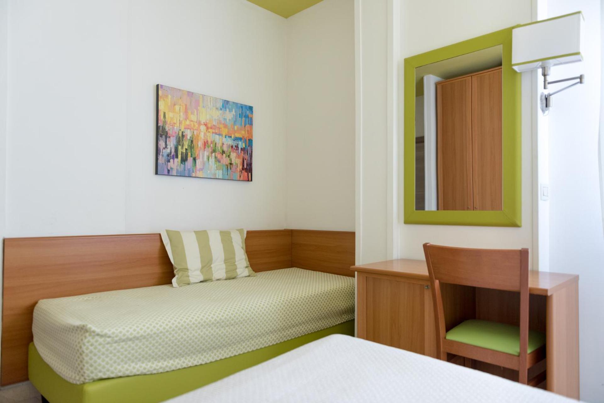 Classic Triple Room