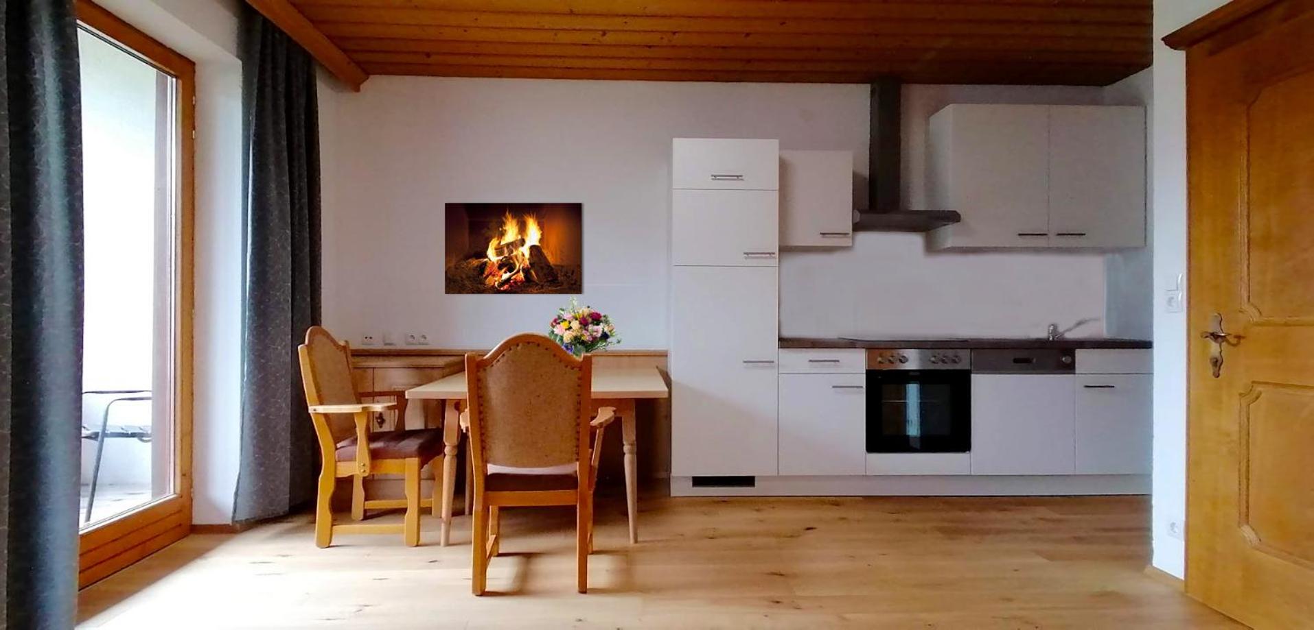 One-Bedroom Apartment with Balcony photo 3