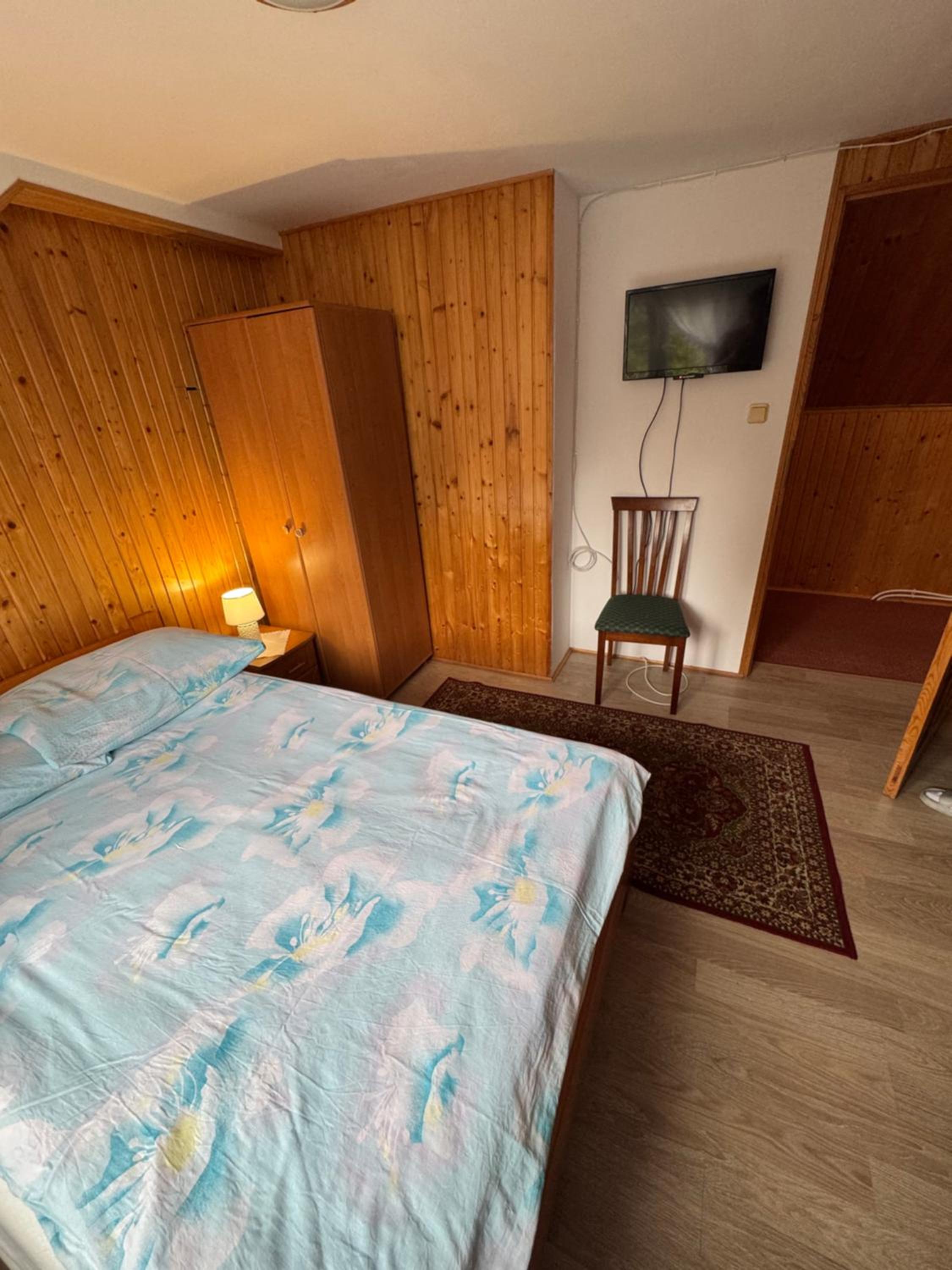Double or Twin Room photo 3