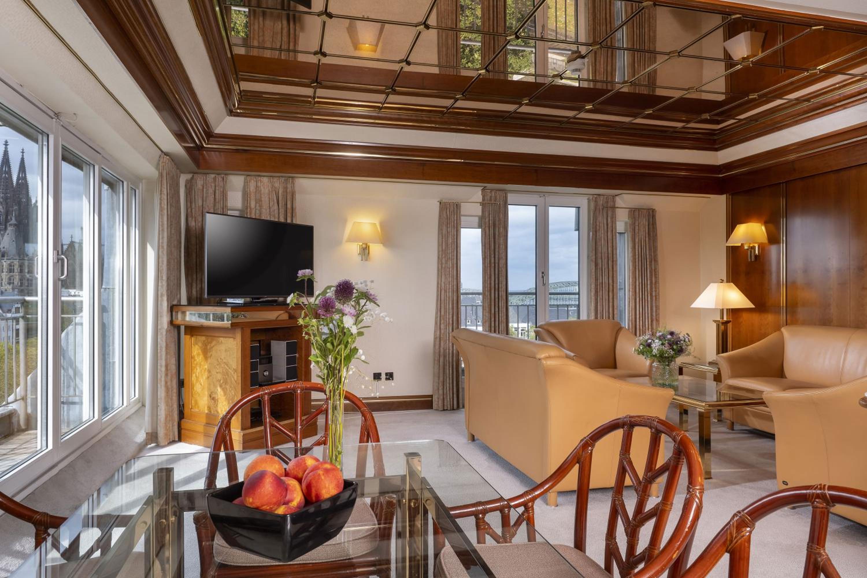 Deluxe Suite - Photo 4