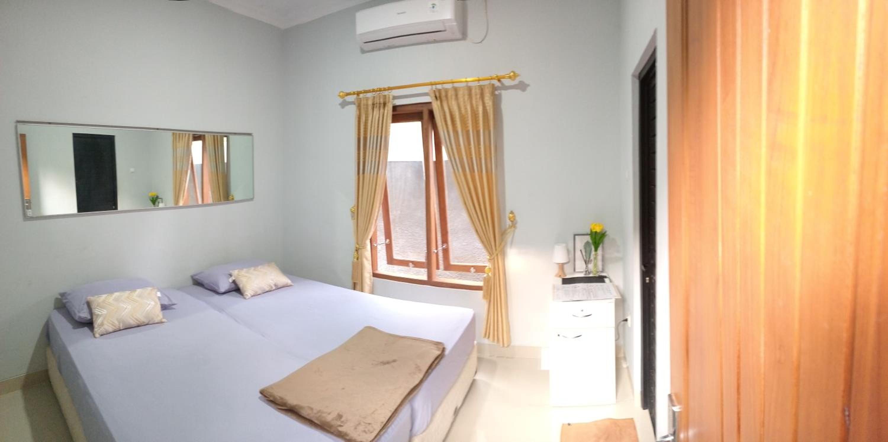 Double or Twin Room with Bathroom photo 1